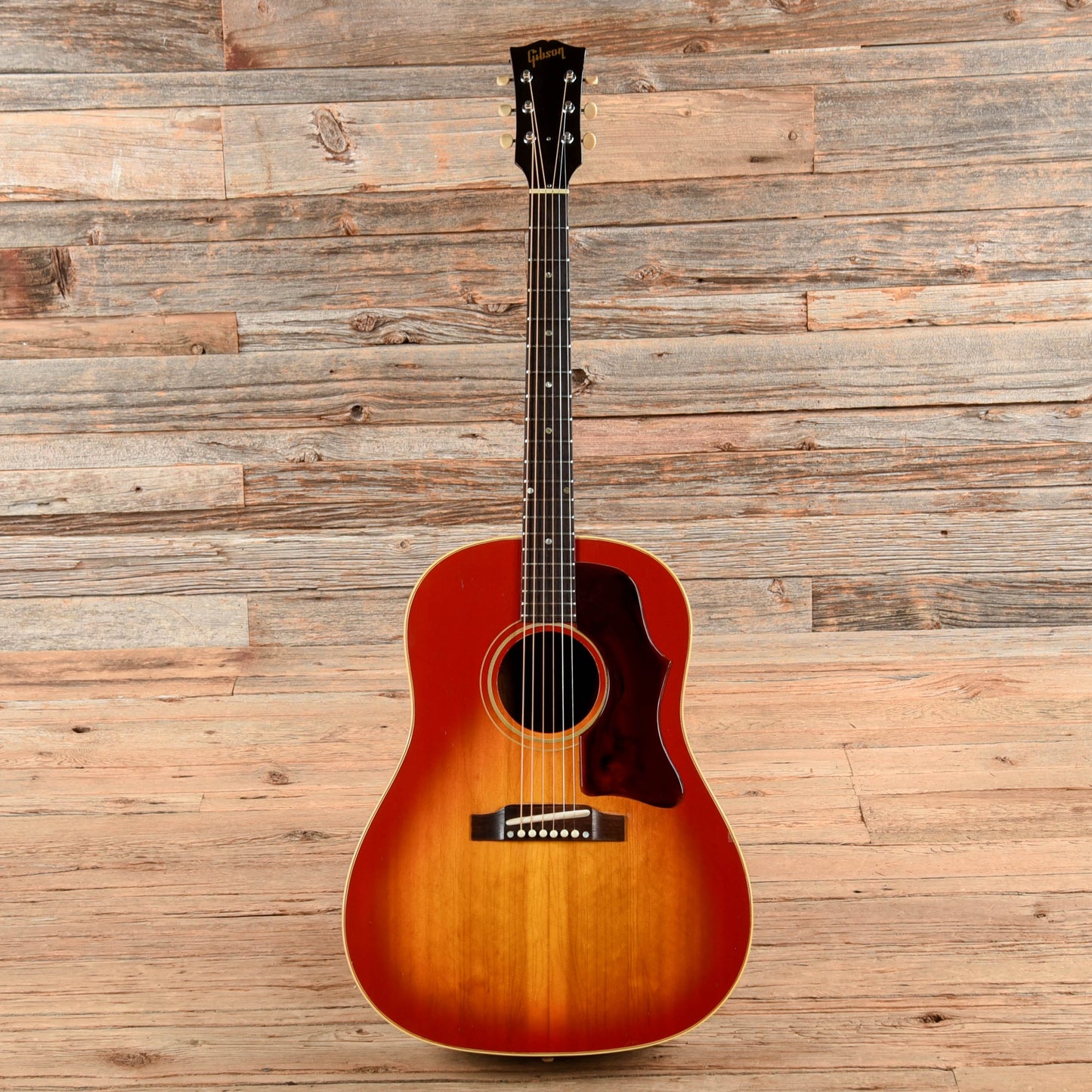 Gibson J-45 Cherry Sunburst 1966 Acoustic Guitars / Dreadnought