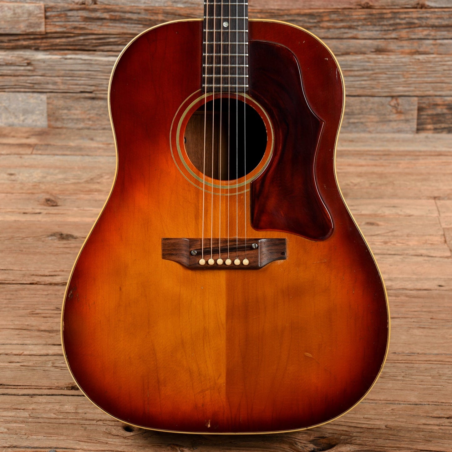 Gibson J-45 Cherry Sunburst 1969 Acoustic Guitars / Dreadnought