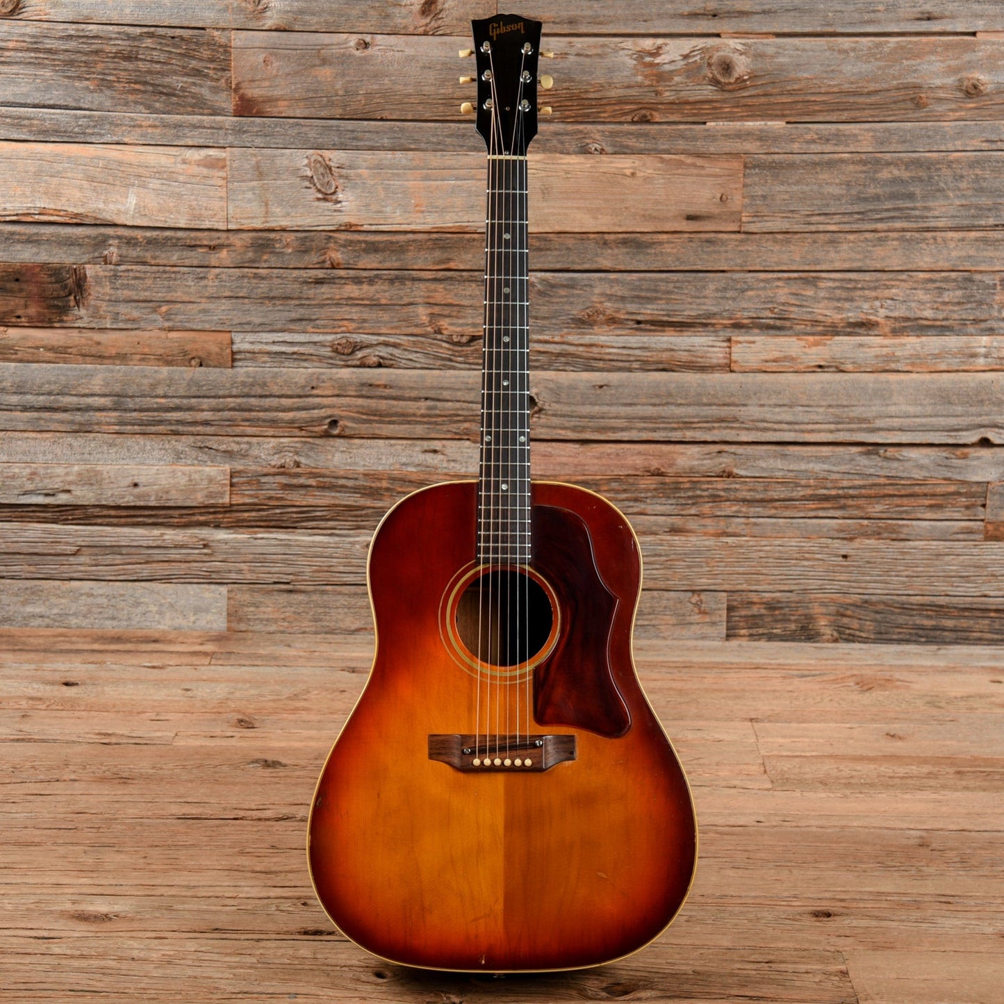 Gibson J-45 Cherry Sunburst 1969 Acoustic Guitars / Dreadnought