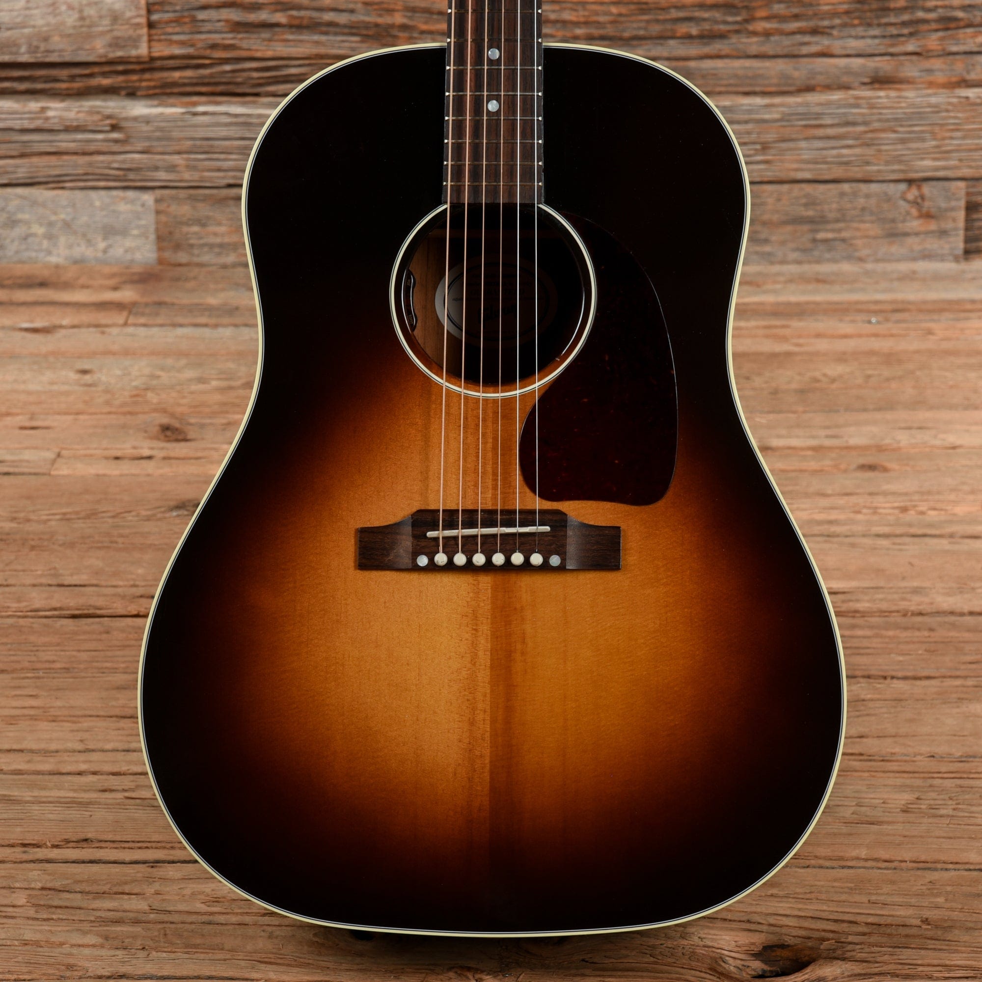Gibson J-45 Standard Sunburst 2022 Acoustic Guitars / Dreadnought