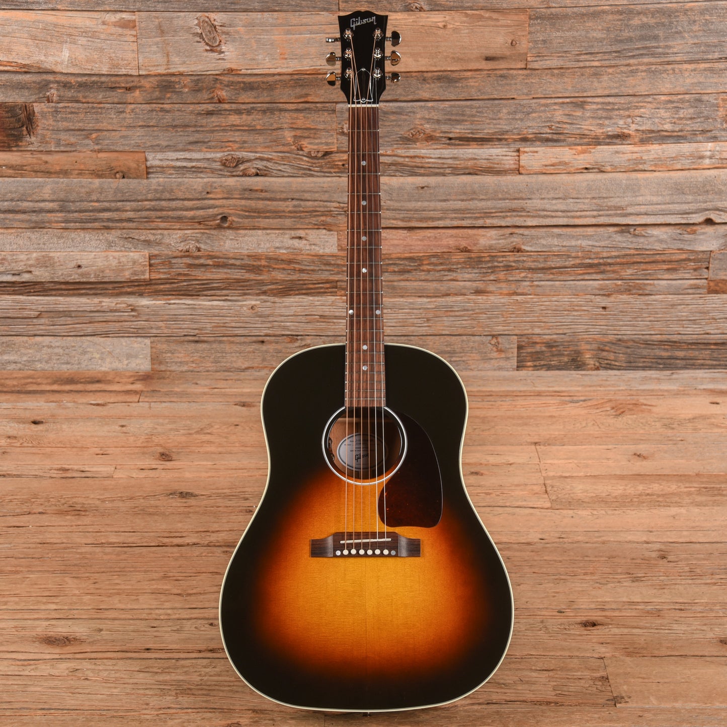 Gibson J-45 Standard Sunburst Acoustic Guitars / Dreadnought