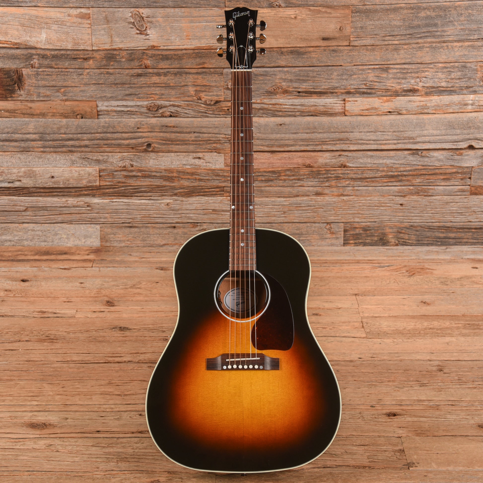 Gibson J-45 Standard Sunburst Acoustic Guitars / Dreadnought