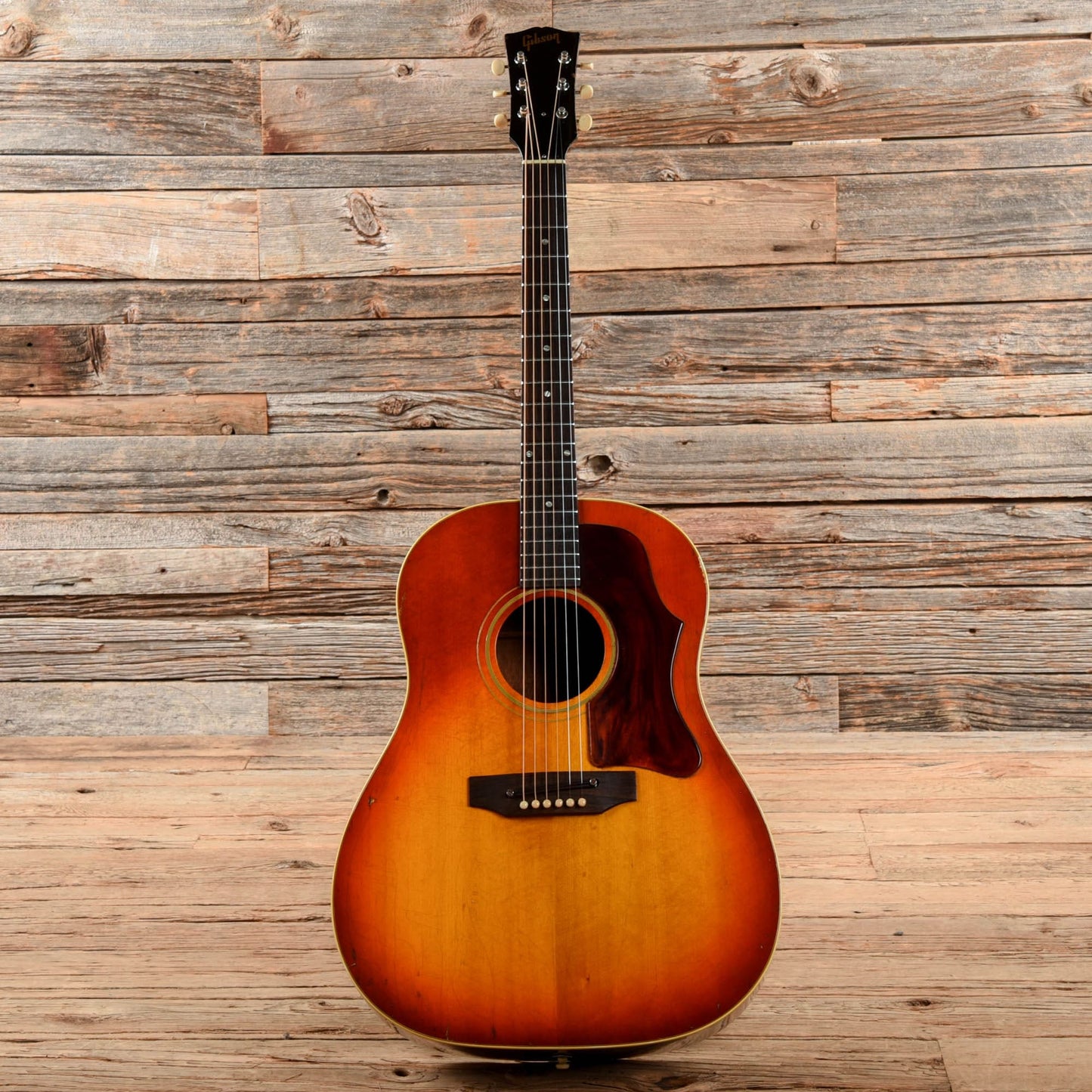 Gibson J-45 Sunburst 1969 Acoustic Guitars / Dreadnought