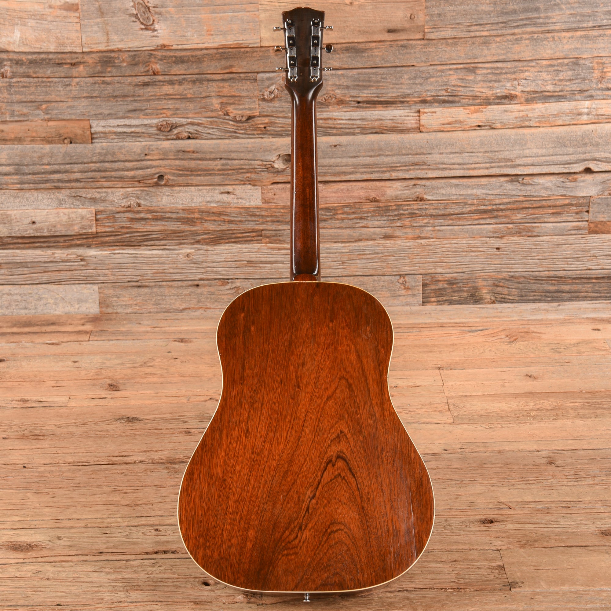 Gibson J-45 Sunburst Refin 1947 Acoustic Guitars / Dreadnought