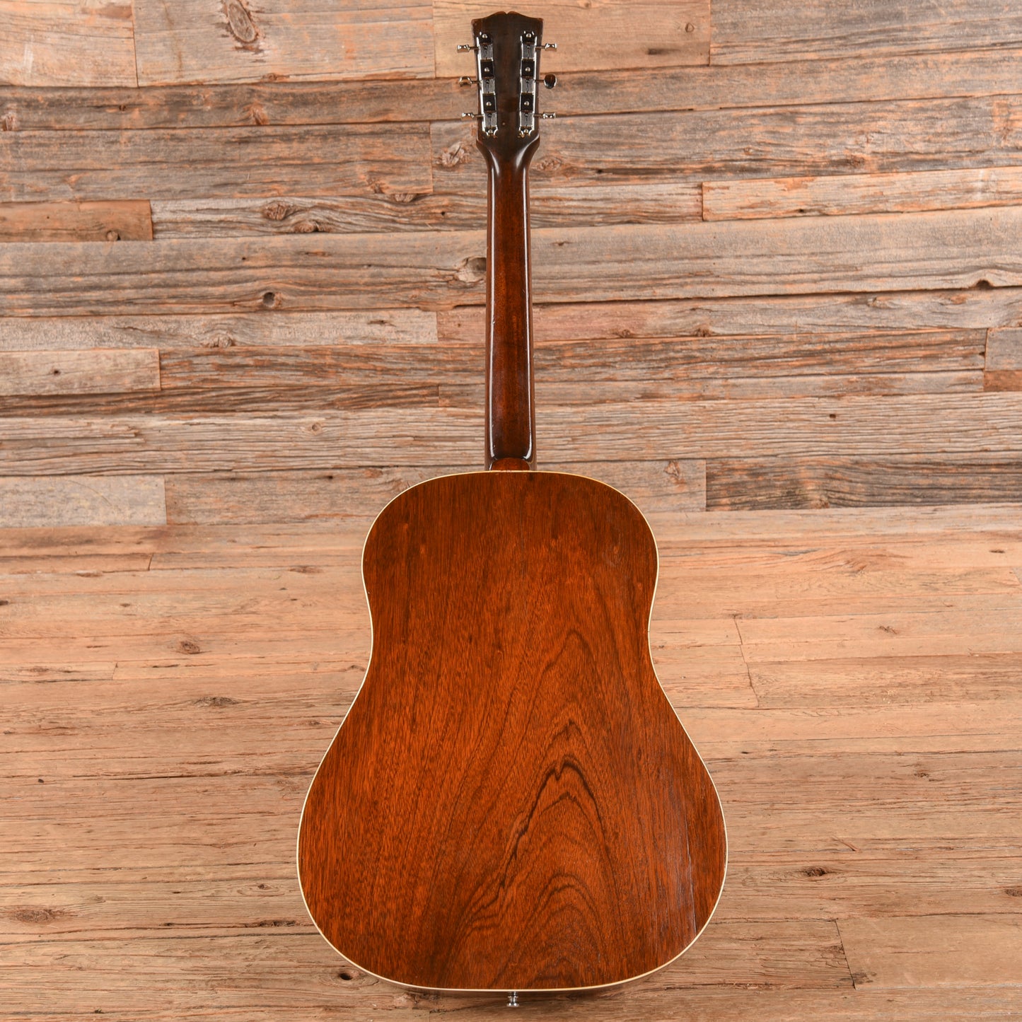Gibson J-45 Sunburst Refin 1947 Acoustic Guitars / Dreadnought