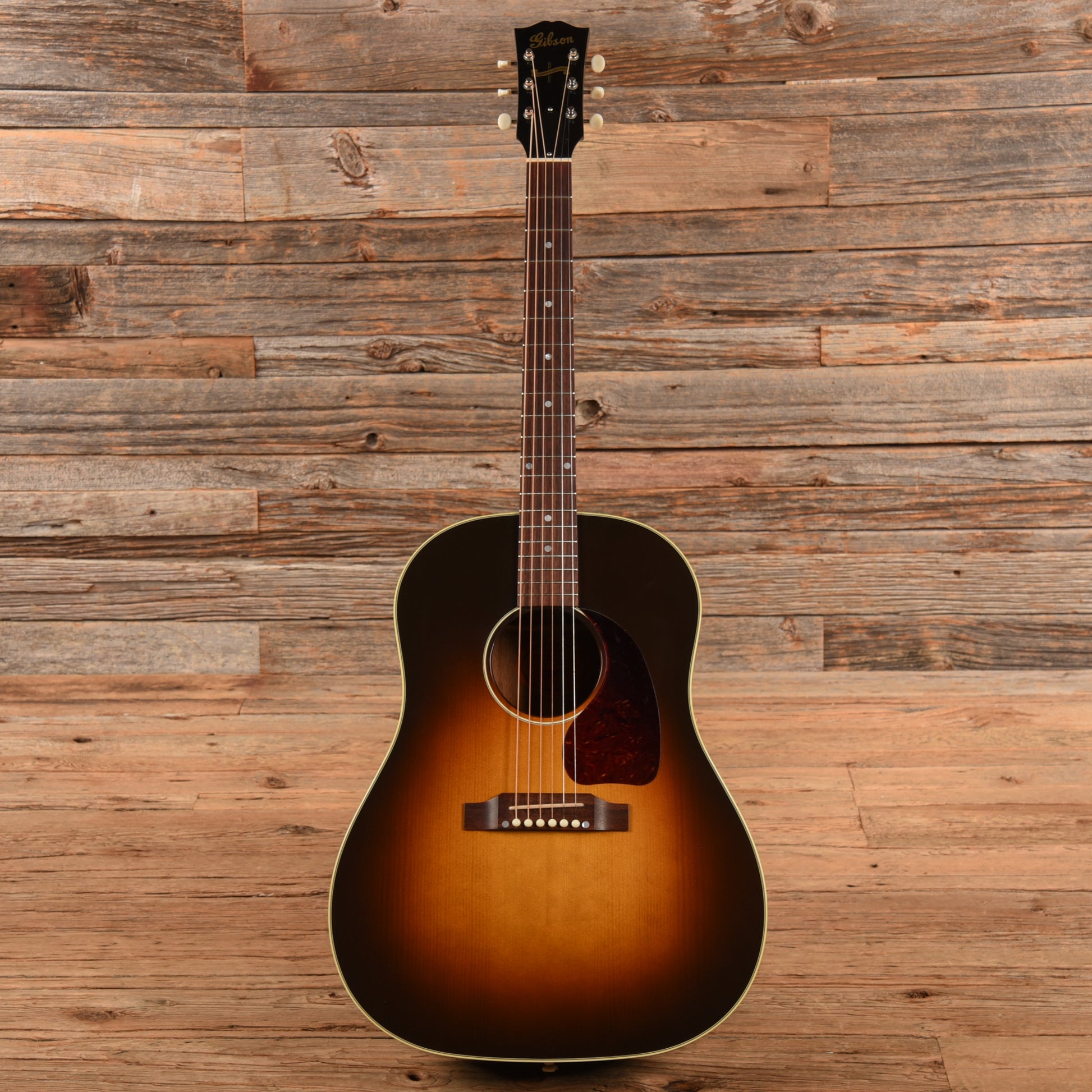 Gibson J-45 True Vintage Sunburst 2011 Acoustic Guitars / Dreadnought