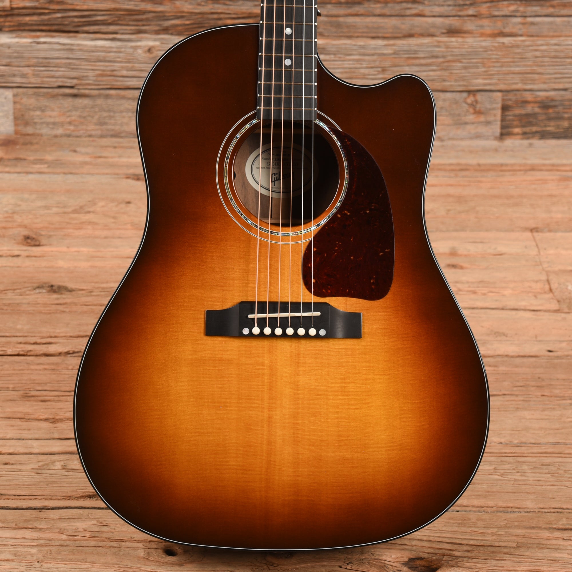 Gibson J-45 Walnut M Sunburst 2019 Acoustic Guitars / Dreadnought
