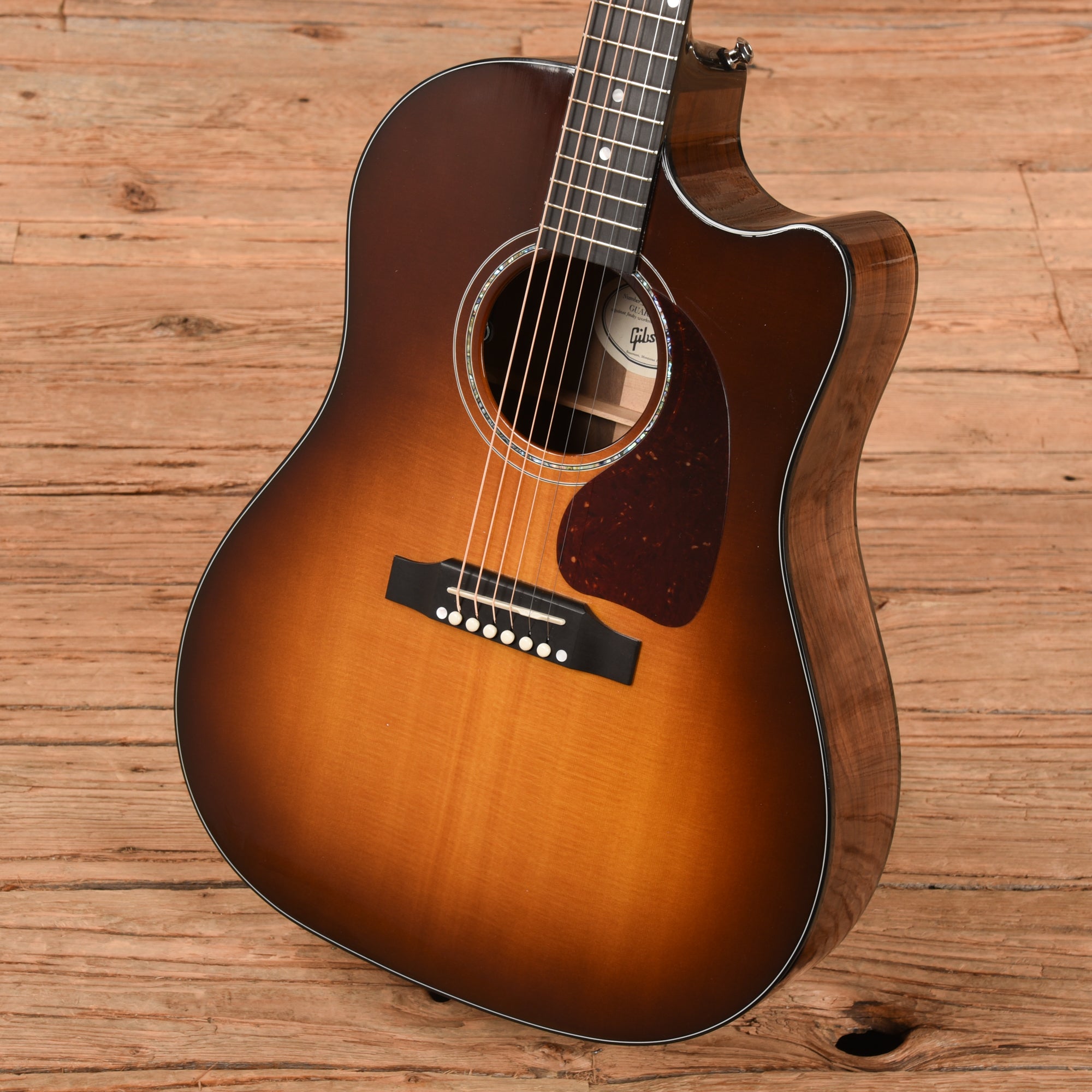 Gibson J-45 Walnut M Sunburst 2019 Acoustic Guitars / Dreadnought