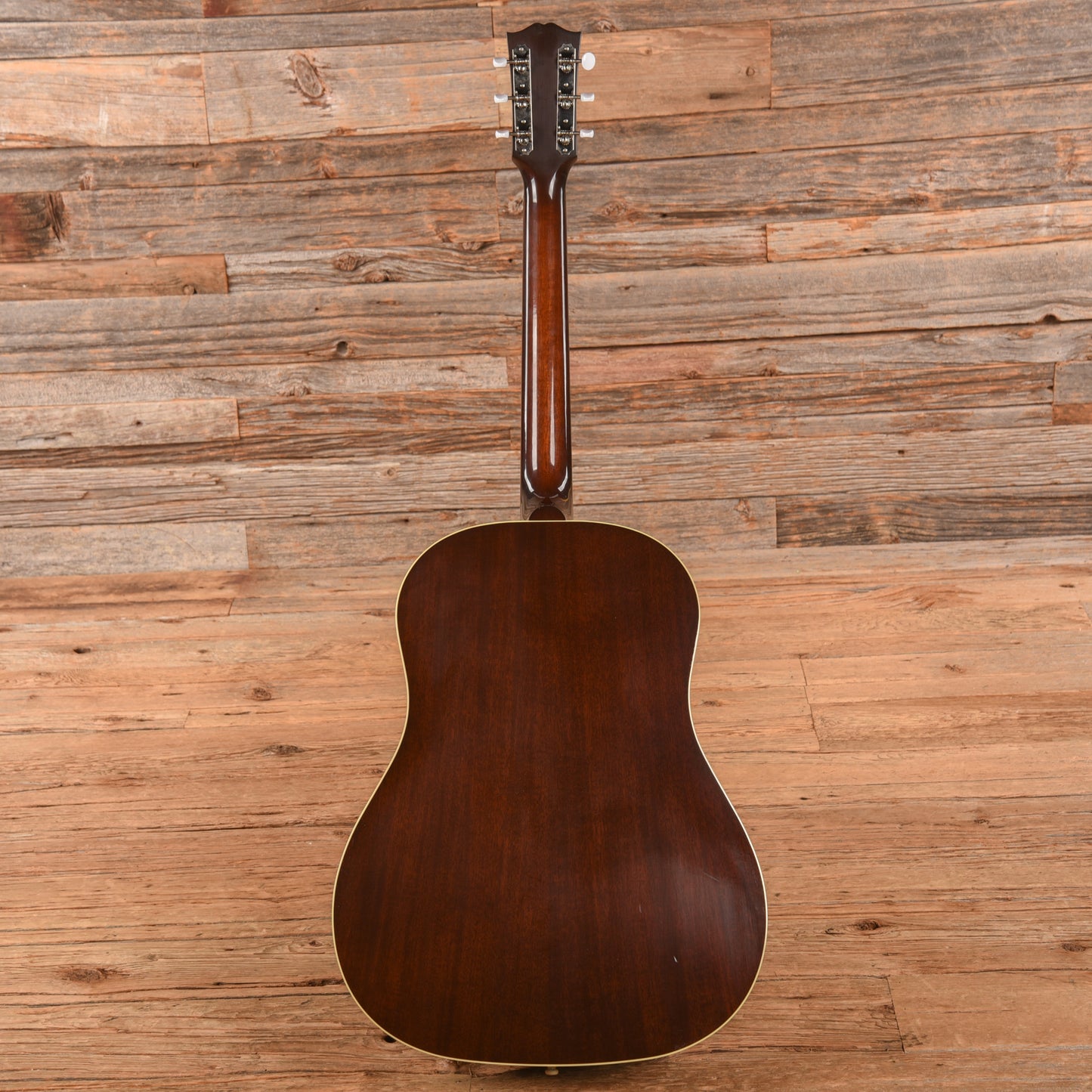 Gibson J-45TV Sunburst 2014 Acoustic Guitars / Dreadnought
