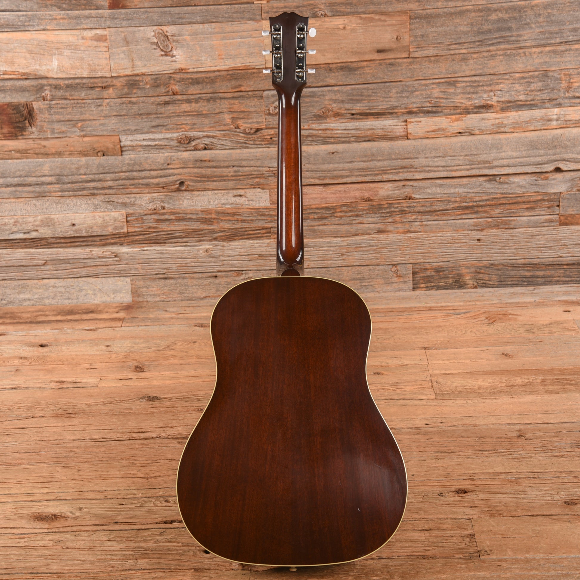 Gibson J-45TV Sunburst 2014 Acoustic Guitars / Dreadnought