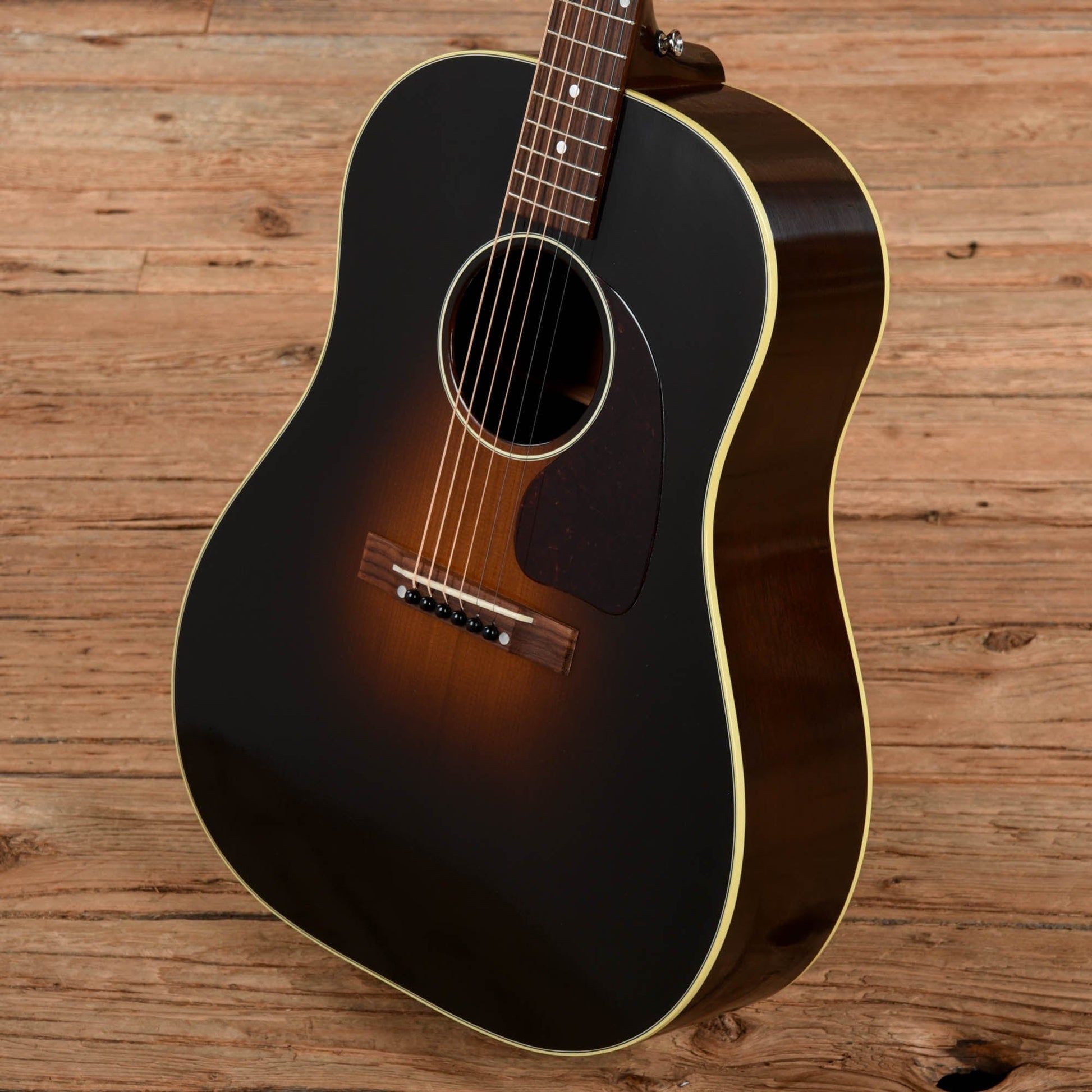 Gibson Montana Banner J-45 Sunburst 2017 Acoustic Guitars / Dreadnought
