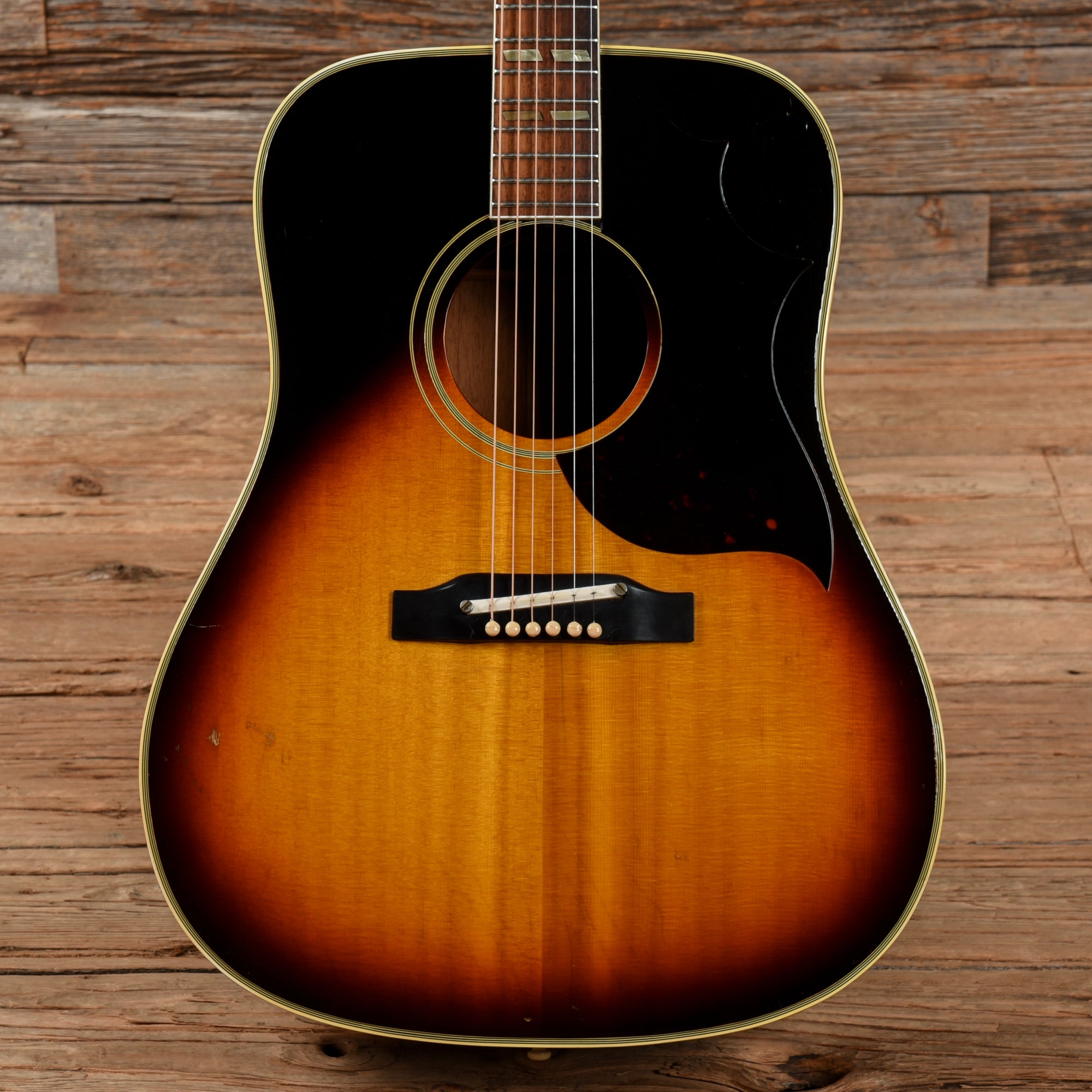 Gibson SJ Sunburst 1964 Acoustic Guitars / Dreadnought