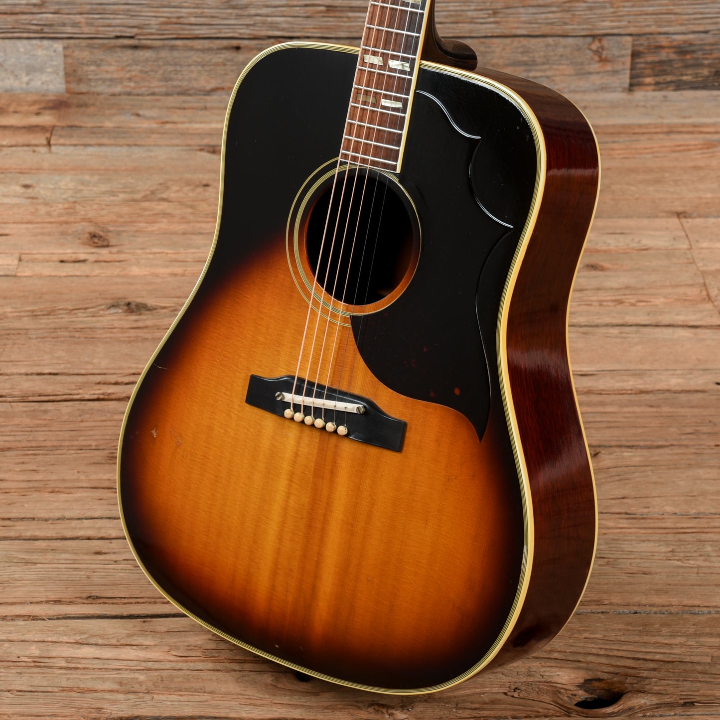 Gibson SJ Sunburst 1964 Acoustic Guitars / Dreadnought