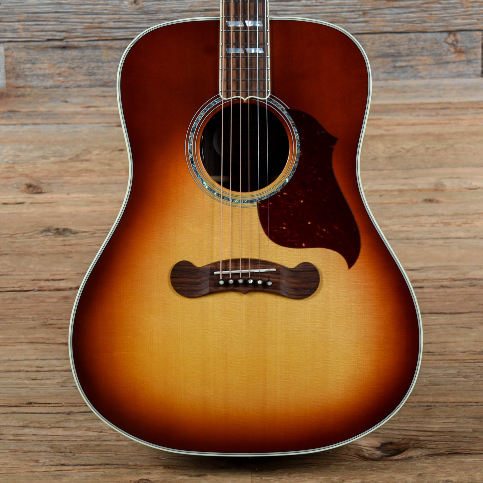 Gibson Songwriter Standard Sunburst 2022 Acoustic Guitars / Dreadnought