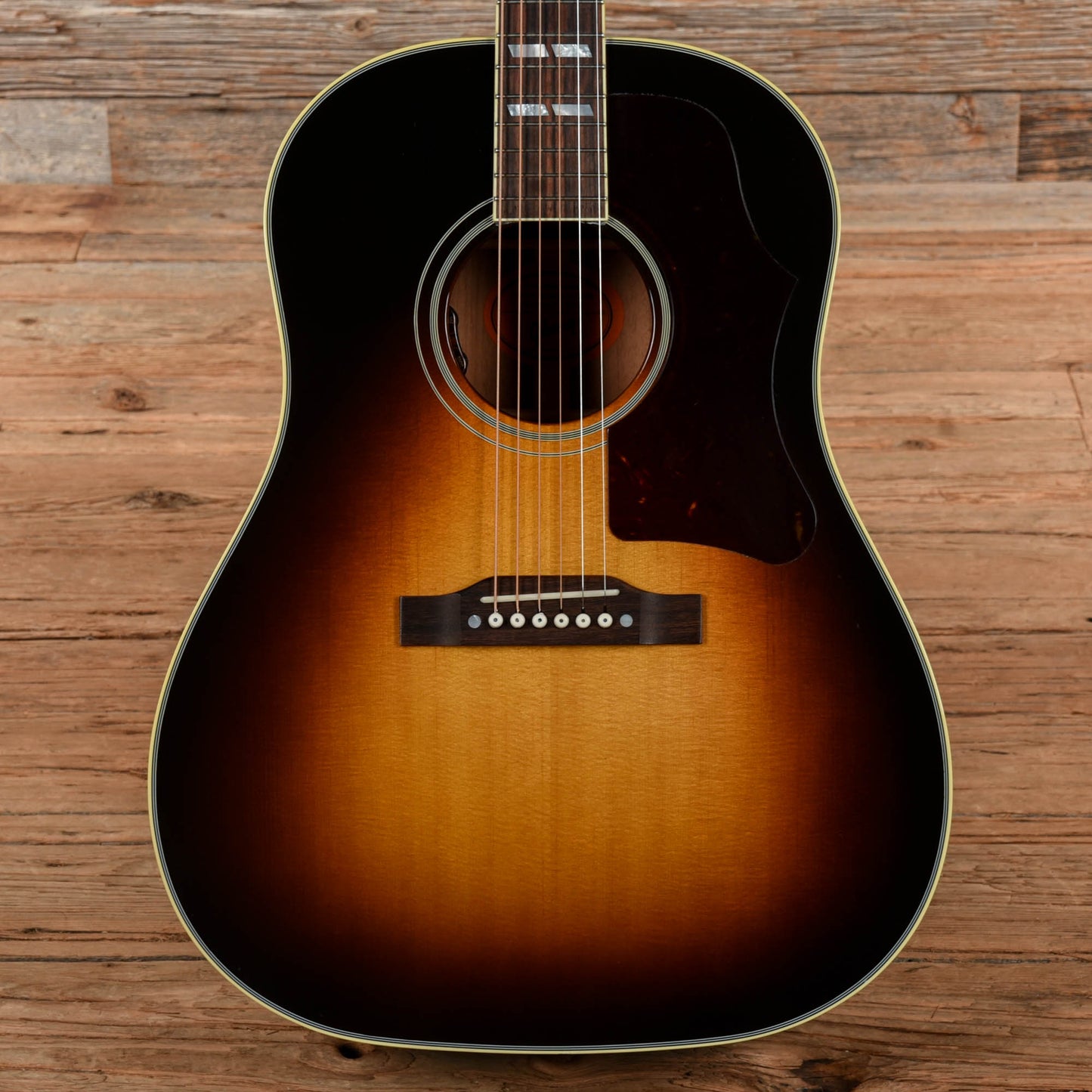 Gibson Southern Jumbo Sunburst 2022 Acoustic Guitars / Dreadnought