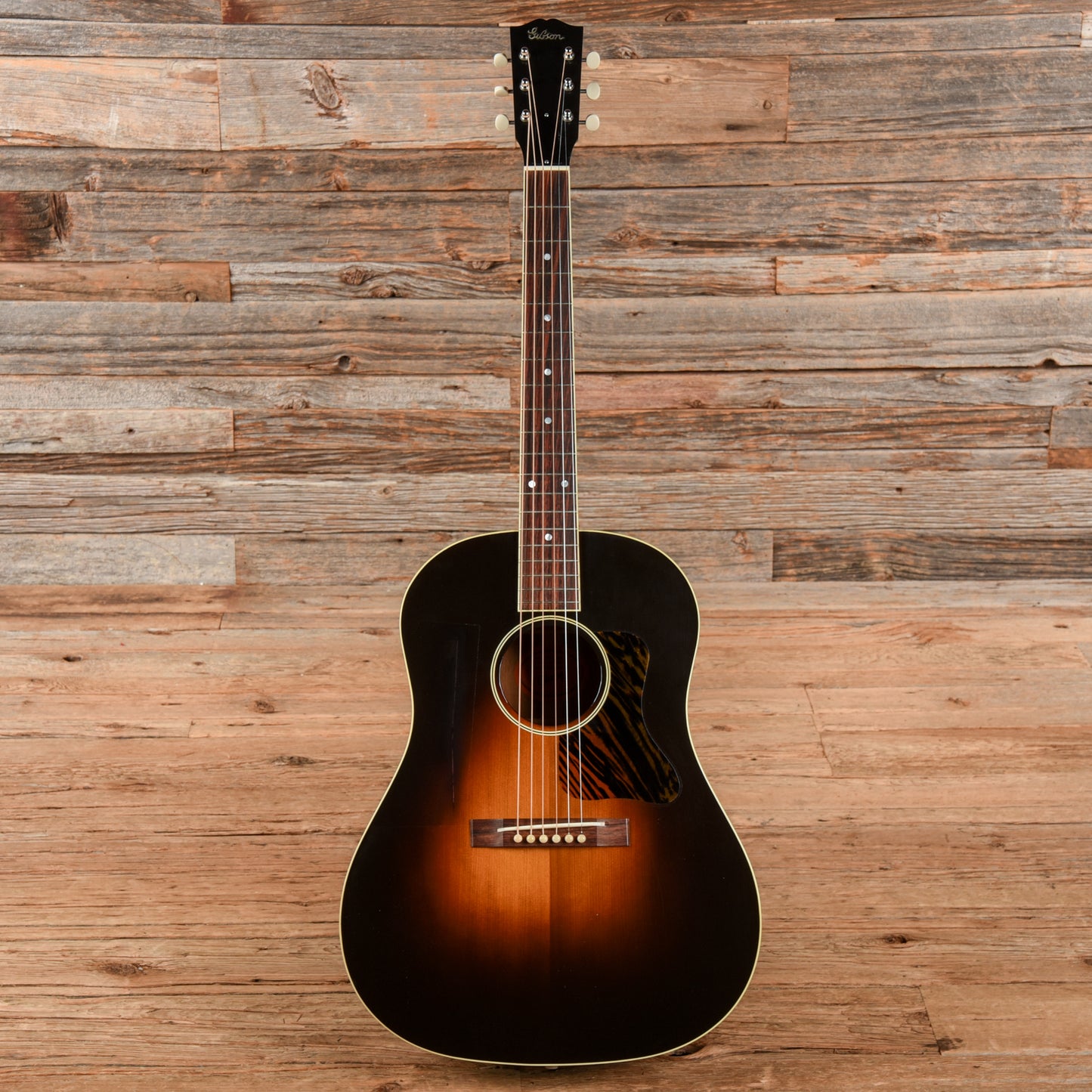 Gibson Custom 1934 Jumbo Reissue Sunburst 2022 Acoustic Guitars