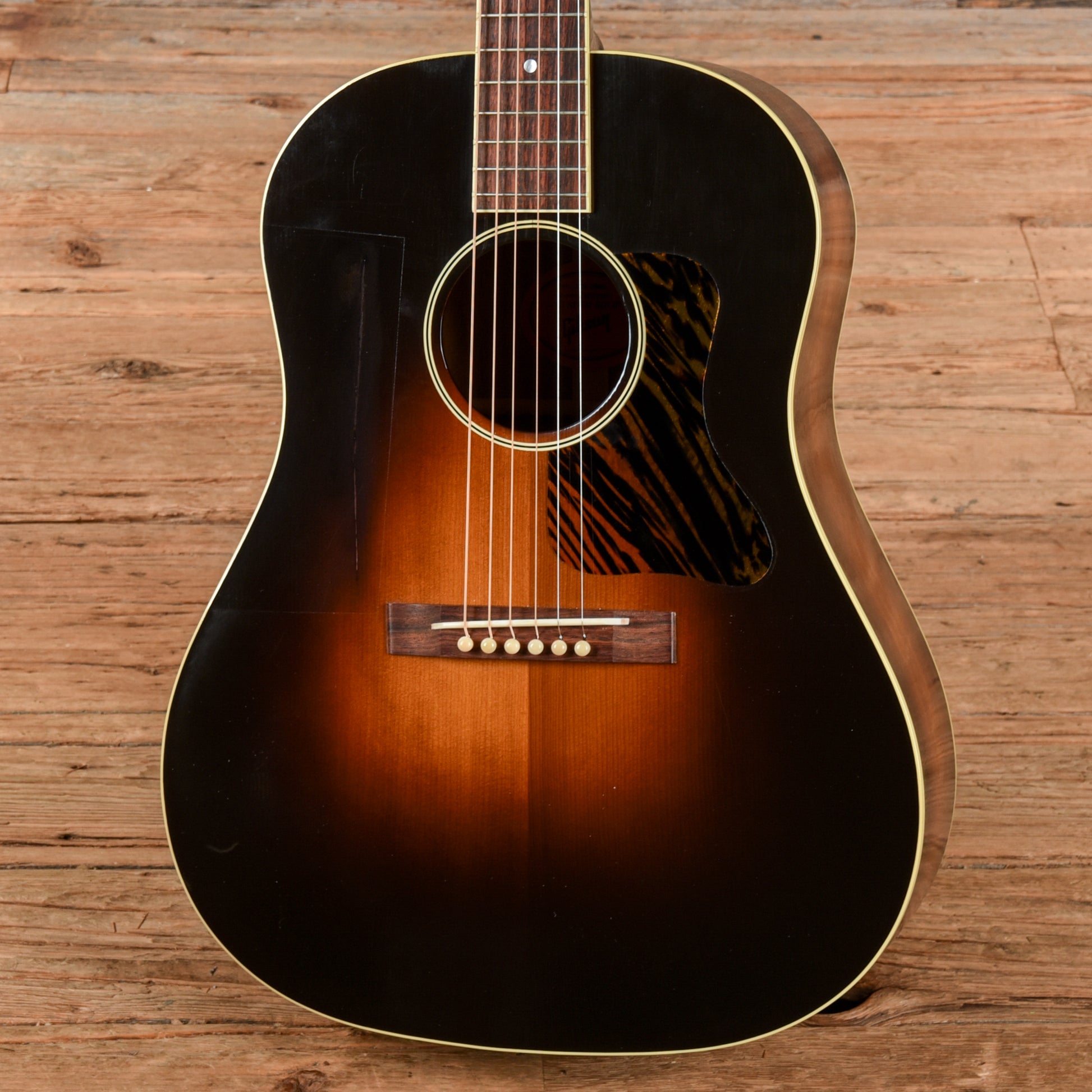 Gibson Custom 1934 Jumbo Reissue Sunburst 2022 Acoustic Guitars