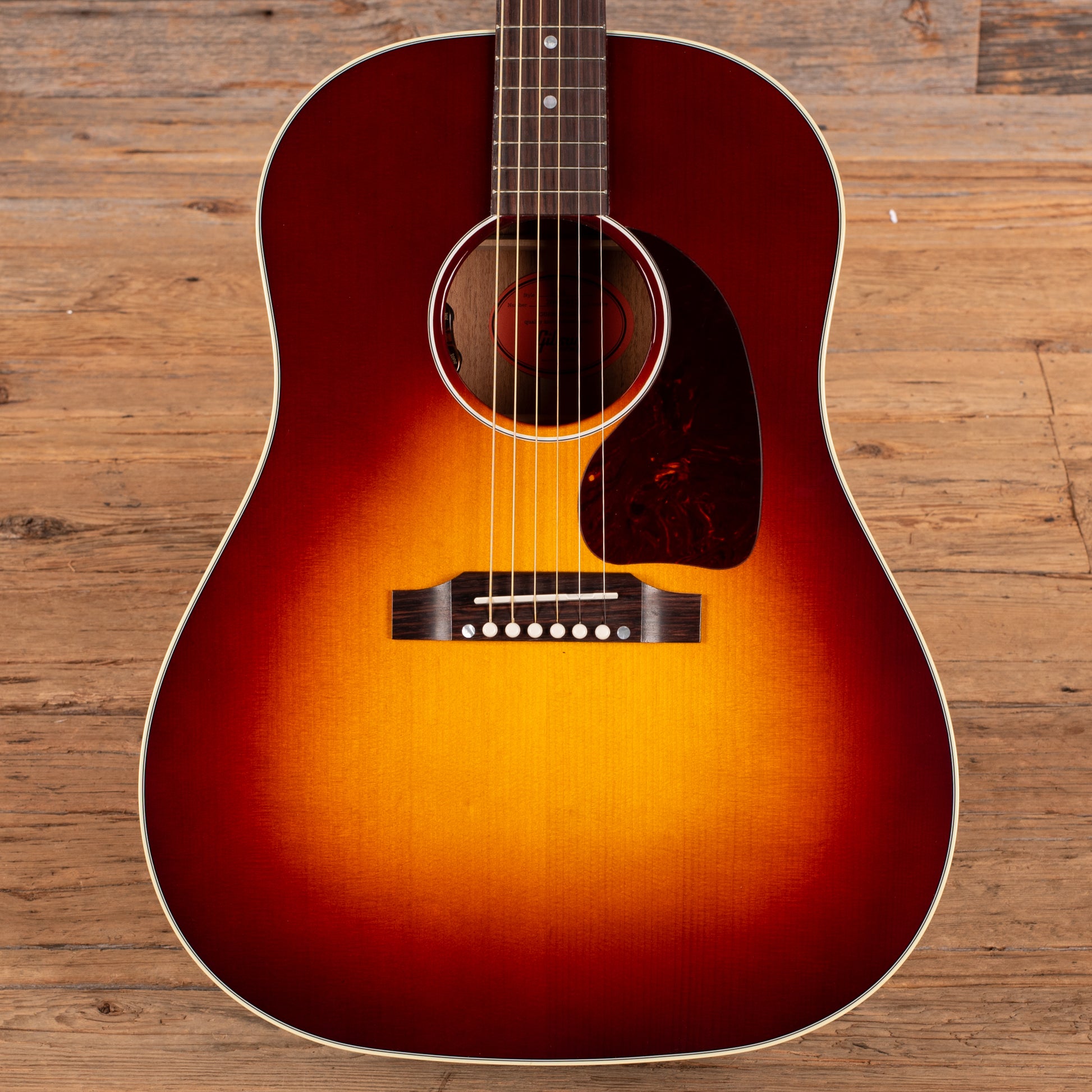 Gibson Custom J-45 Red Spruce Sunburst 2025 Acoustic Guitars