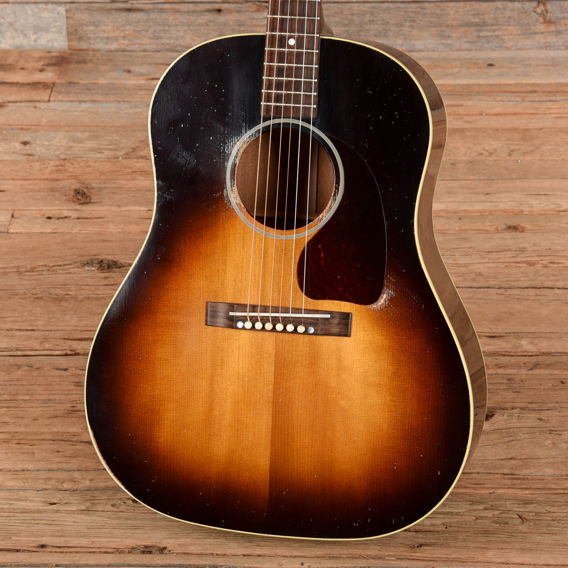 Gibson Custom Shop 1942 Banner J-45 Vintage Sunburst Murphy Lab Heavy Aged Acoustic Guitars