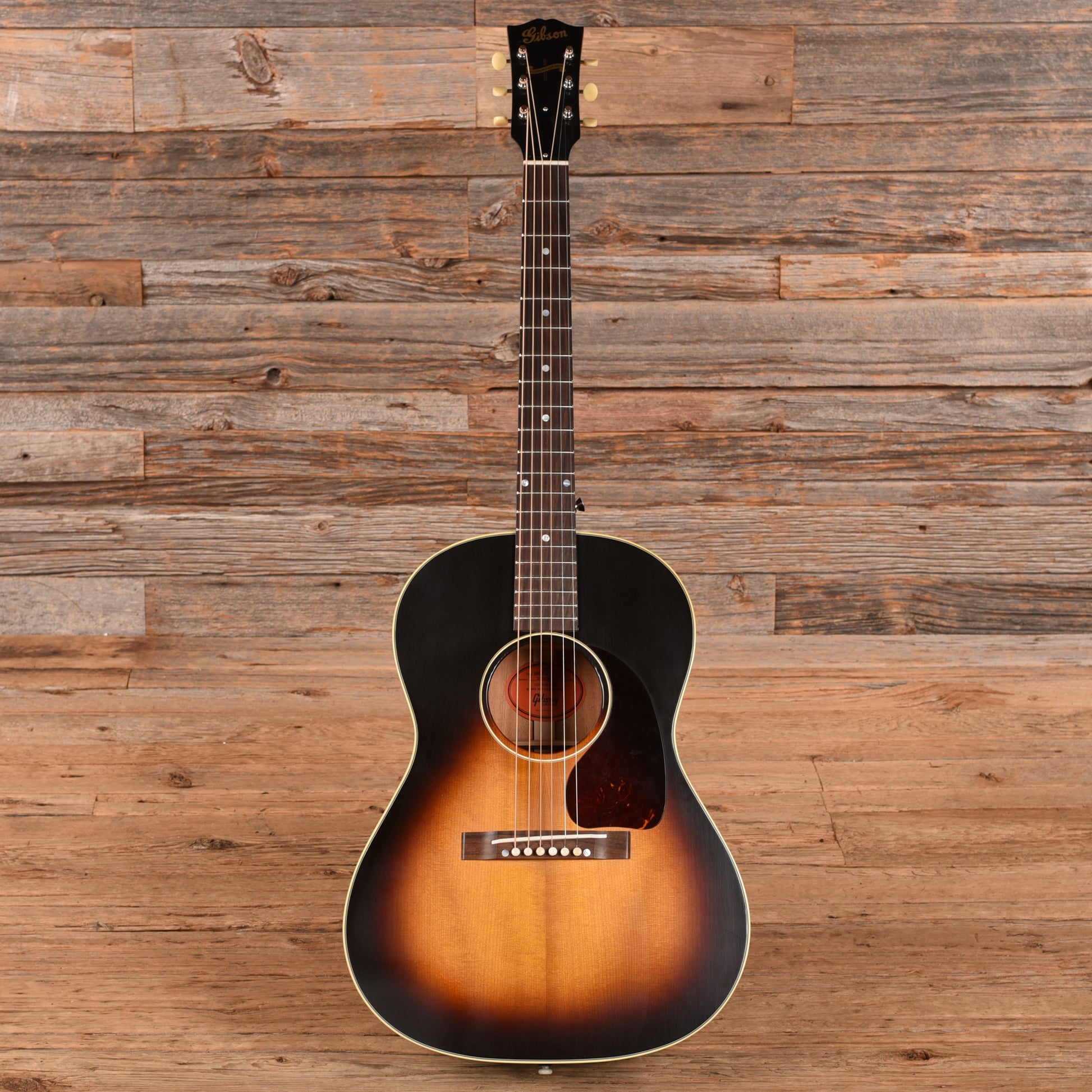 Gibson Custom Shop Historic 1942 Banner LG-2 Sunburst 2025 Acoustic Guitars