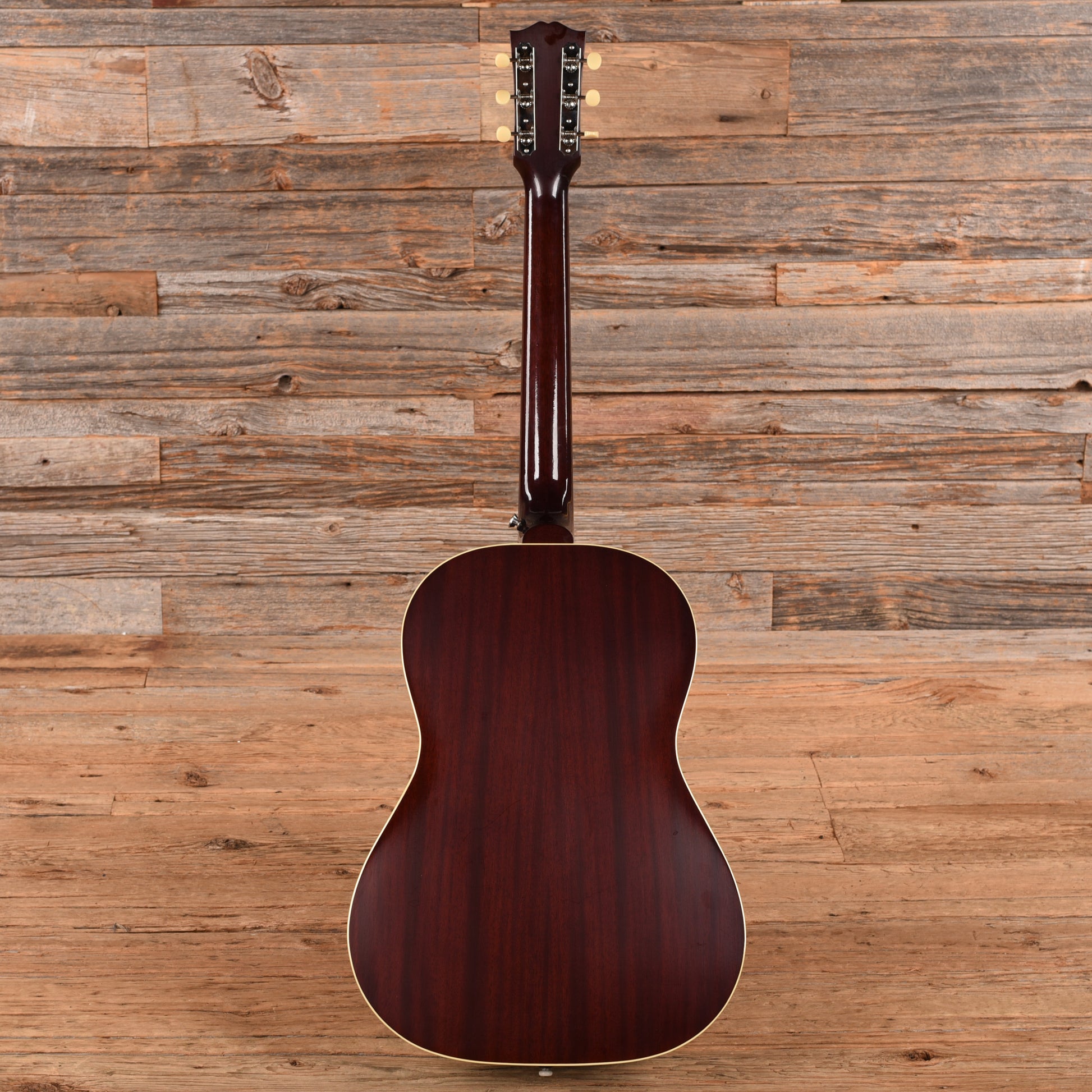 Gibson Custom Shop Historic 1942 Banner LG-2 Sunburst 2025 Acoustic Guitars