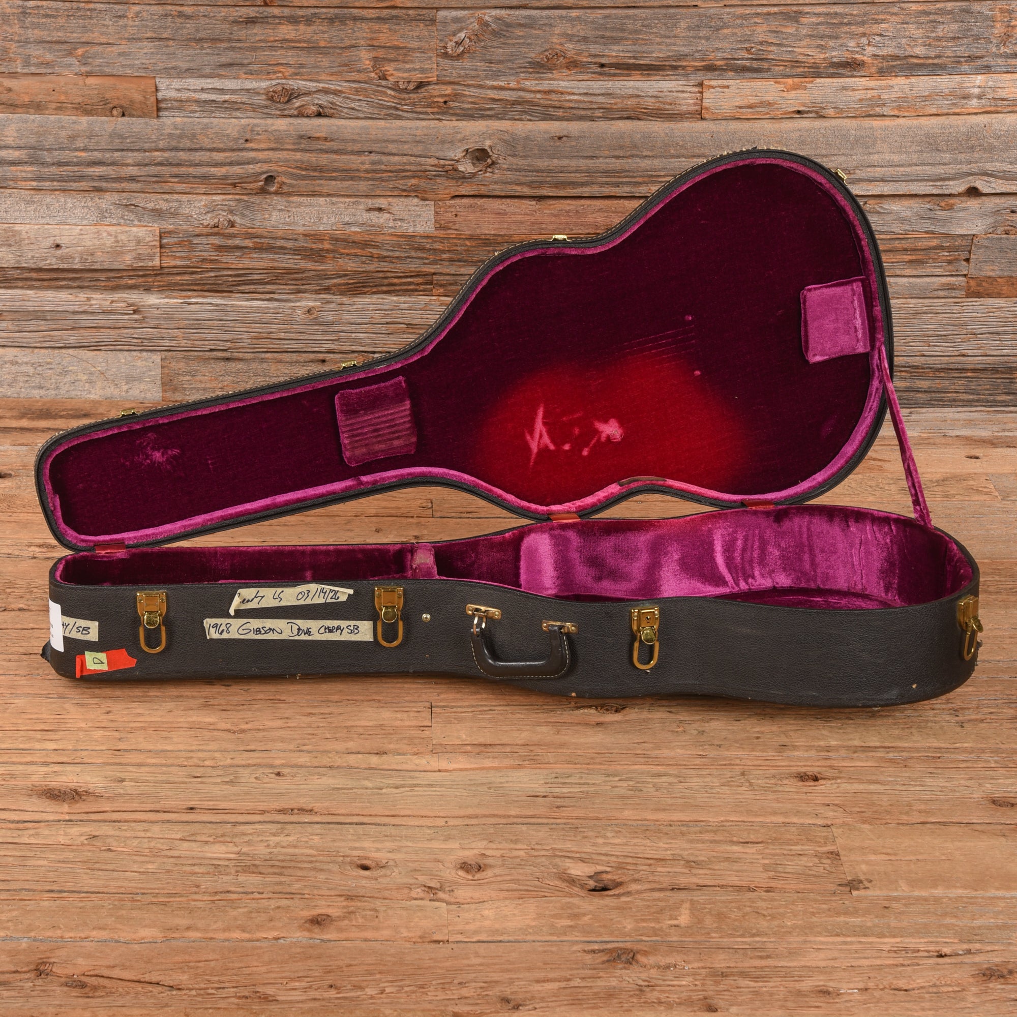 Gibson Dove Sunburst 1968 Acoustic Guitars