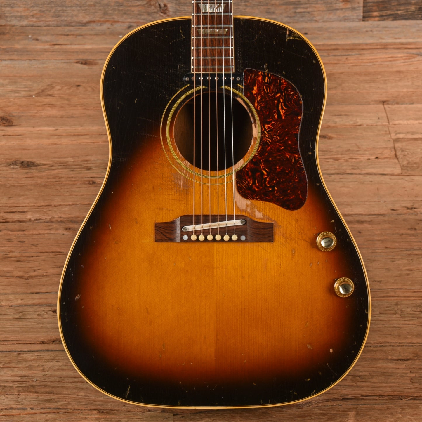 Gibson J-160E Sunburst 1966 Acoustic Guitars