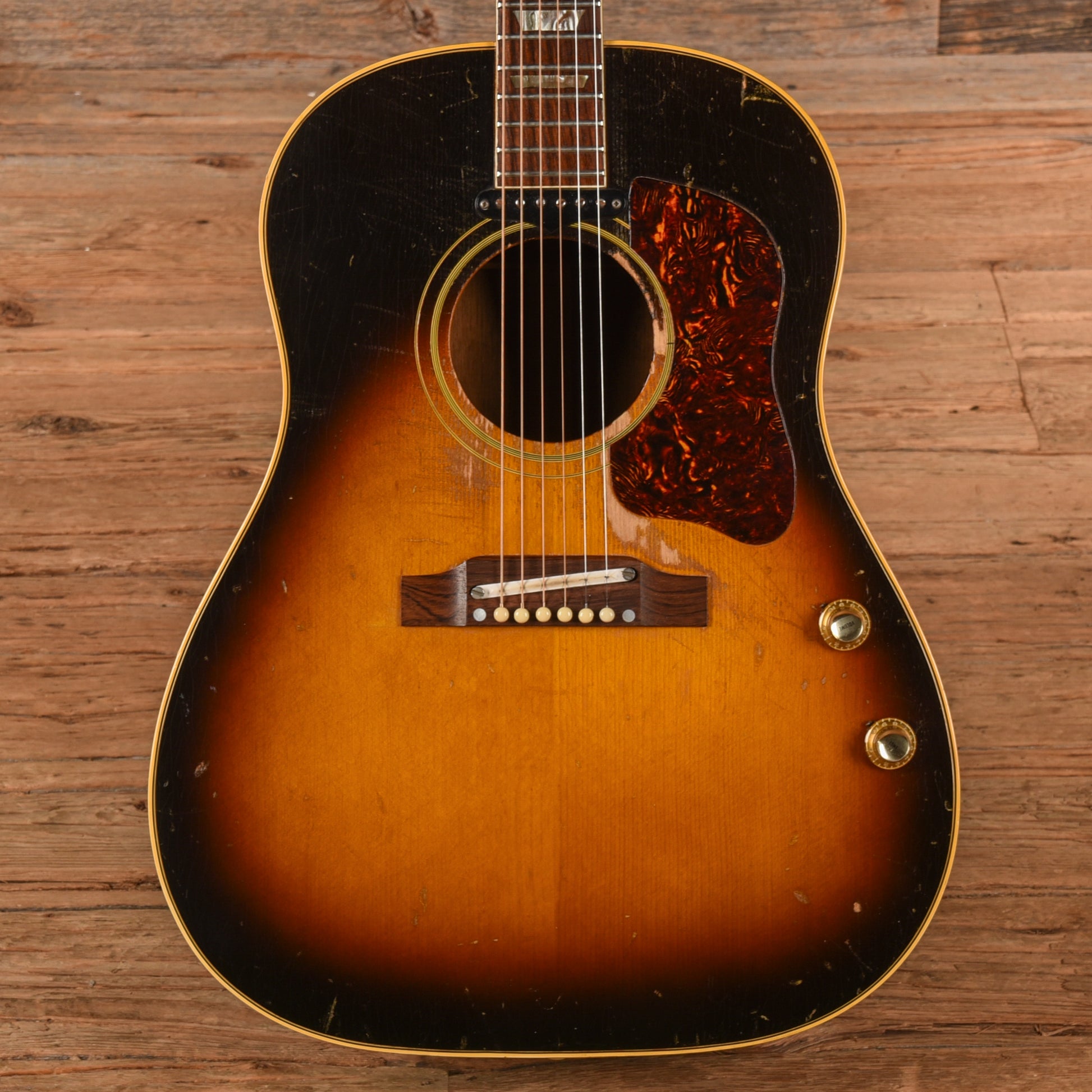 Gibson J-160E Sunburst 1966 Acoustic Guitars