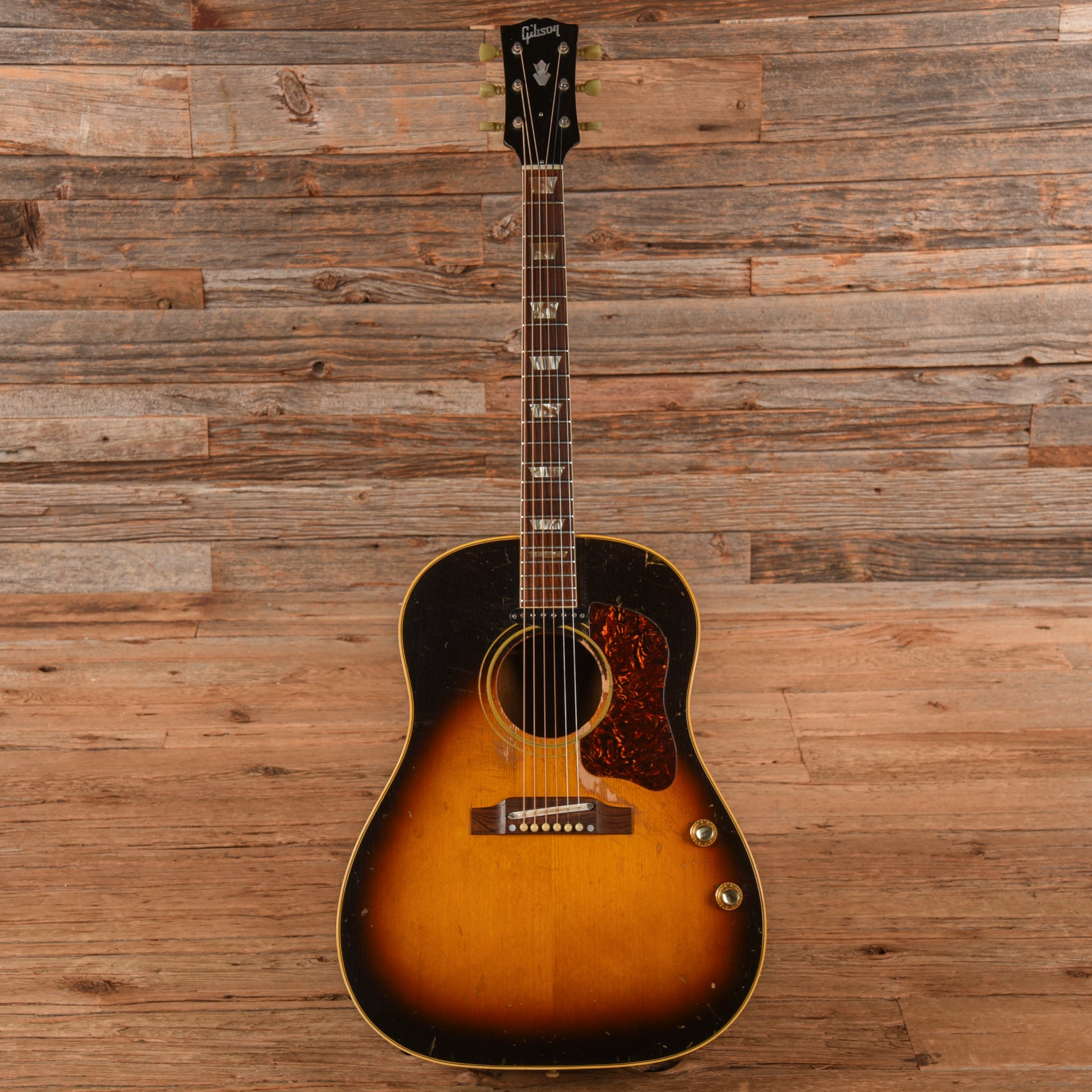 Gibson J-160E Sunburst 1966 Acoustic Guitars