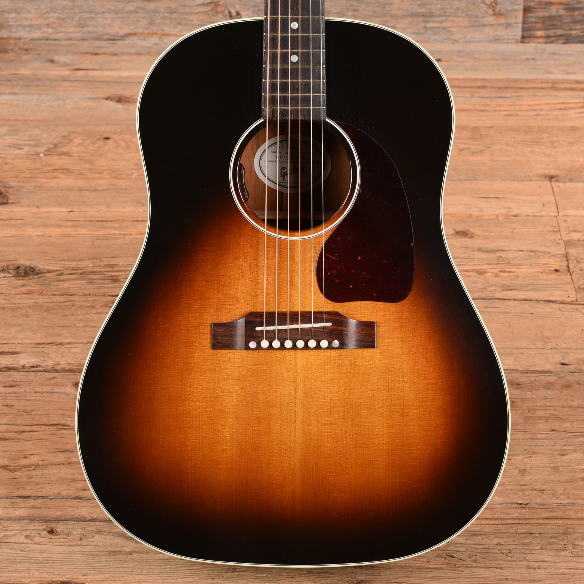 Gibson J-45 Standard Sunburst 2021 Acoustic Guitars
