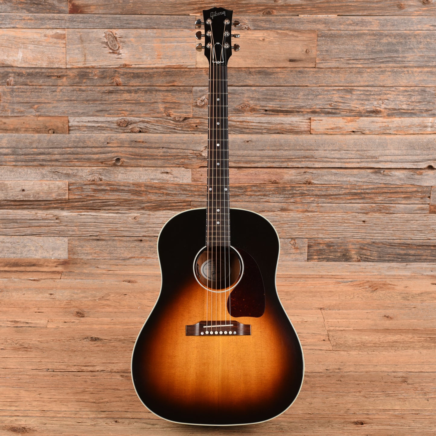 Gibson J-45 Standard Sunburst 2021 Acoustic Guitars