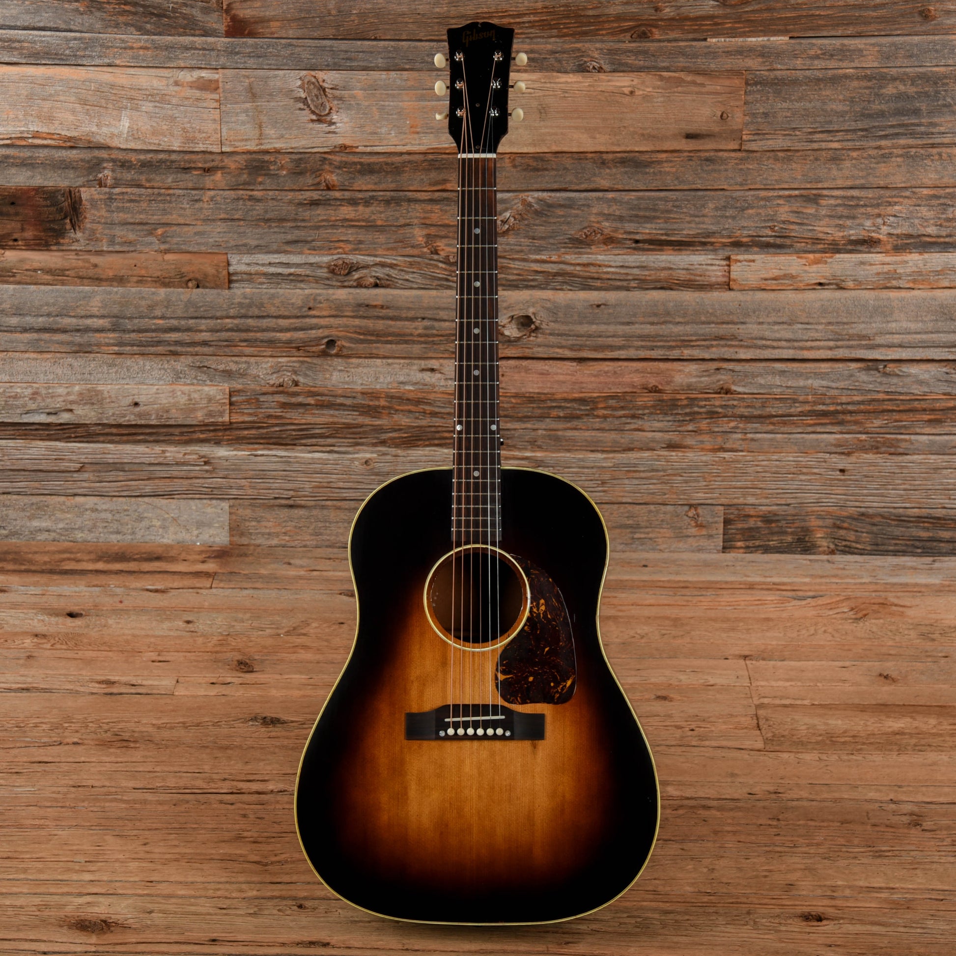Gibson J-45 Sunburst 1949 Acoustic Guitars