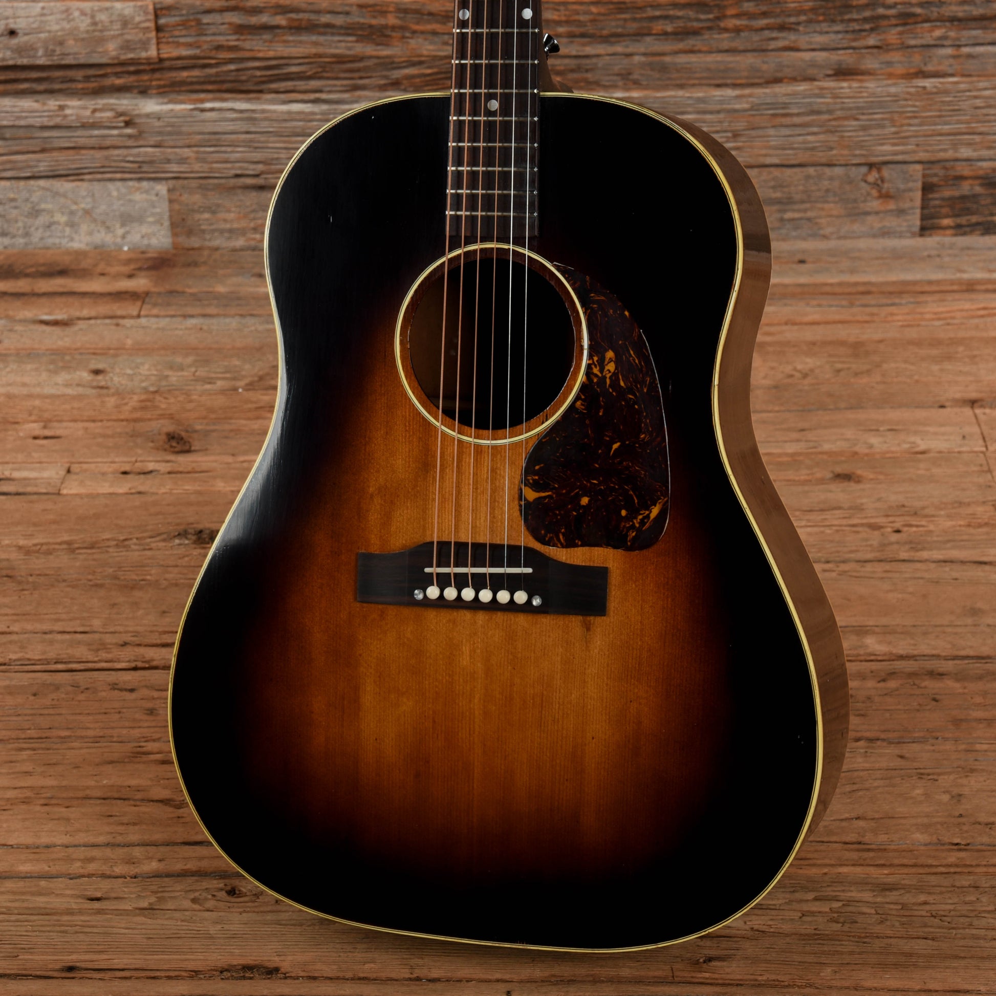 Gibson J-45 Sunburst 1949 Acoustic Guitars