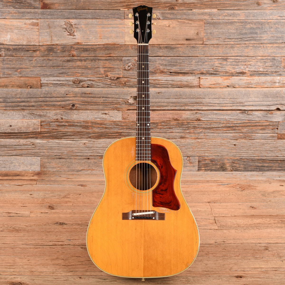 Gibson J-50 Natural 1967 Acoustic Guitars