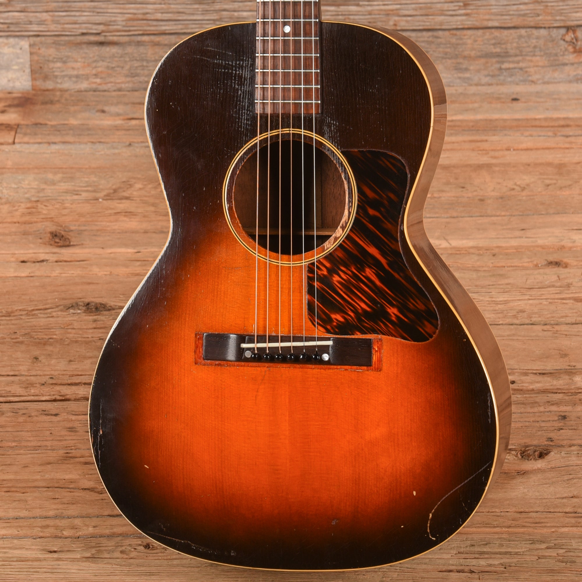 Gibson L-00 Sunburst 1940 Acoustic Guitars