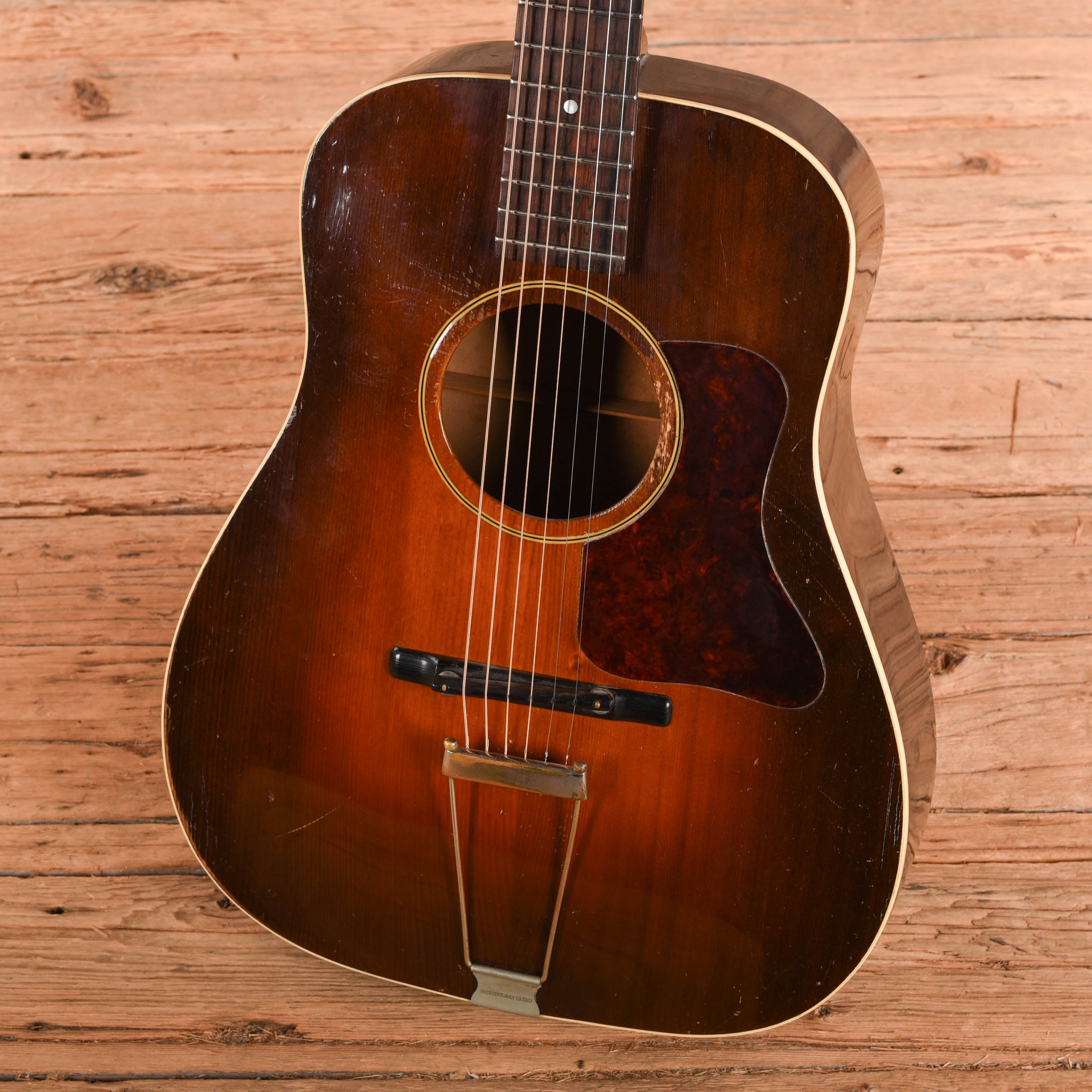 Gibson L-50 Roundhole Sunburst 1932 Acoustic Guitars