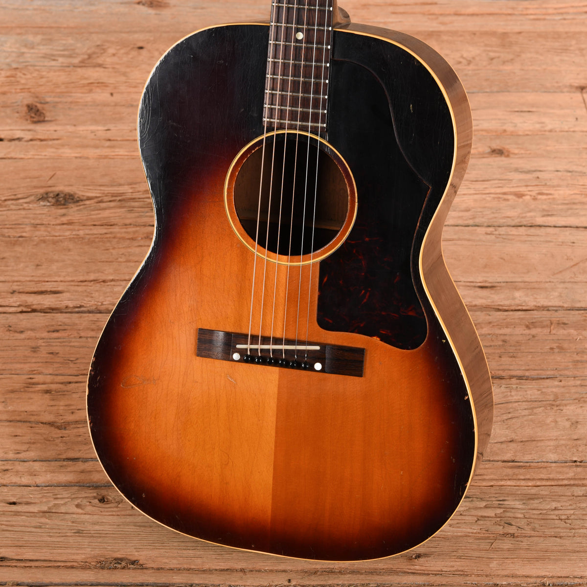 Gibson LG-1 Sunburst 1950s Acoustic Guitars