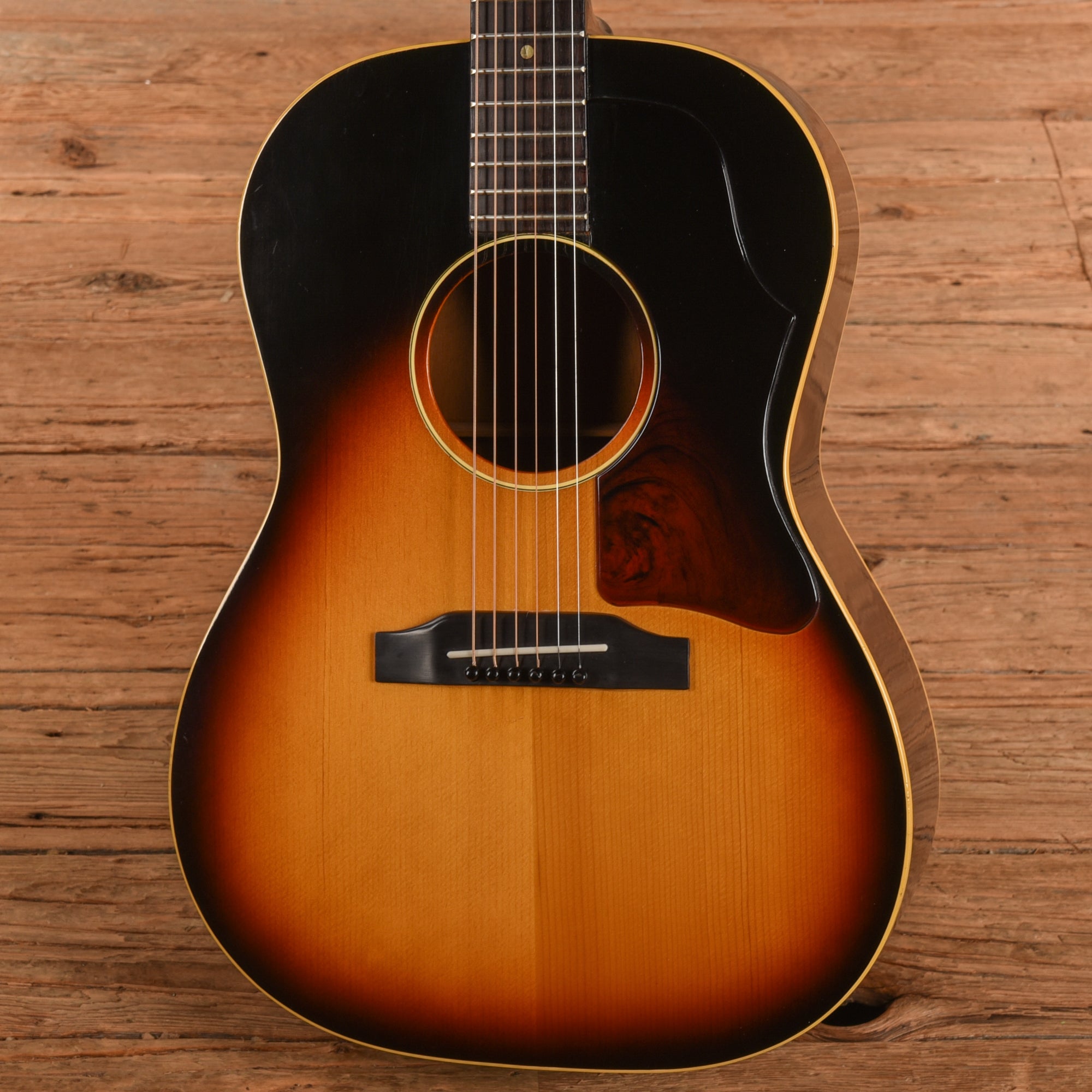 Gibson LG-1 Sunburst 1964 Acoustic Guitars