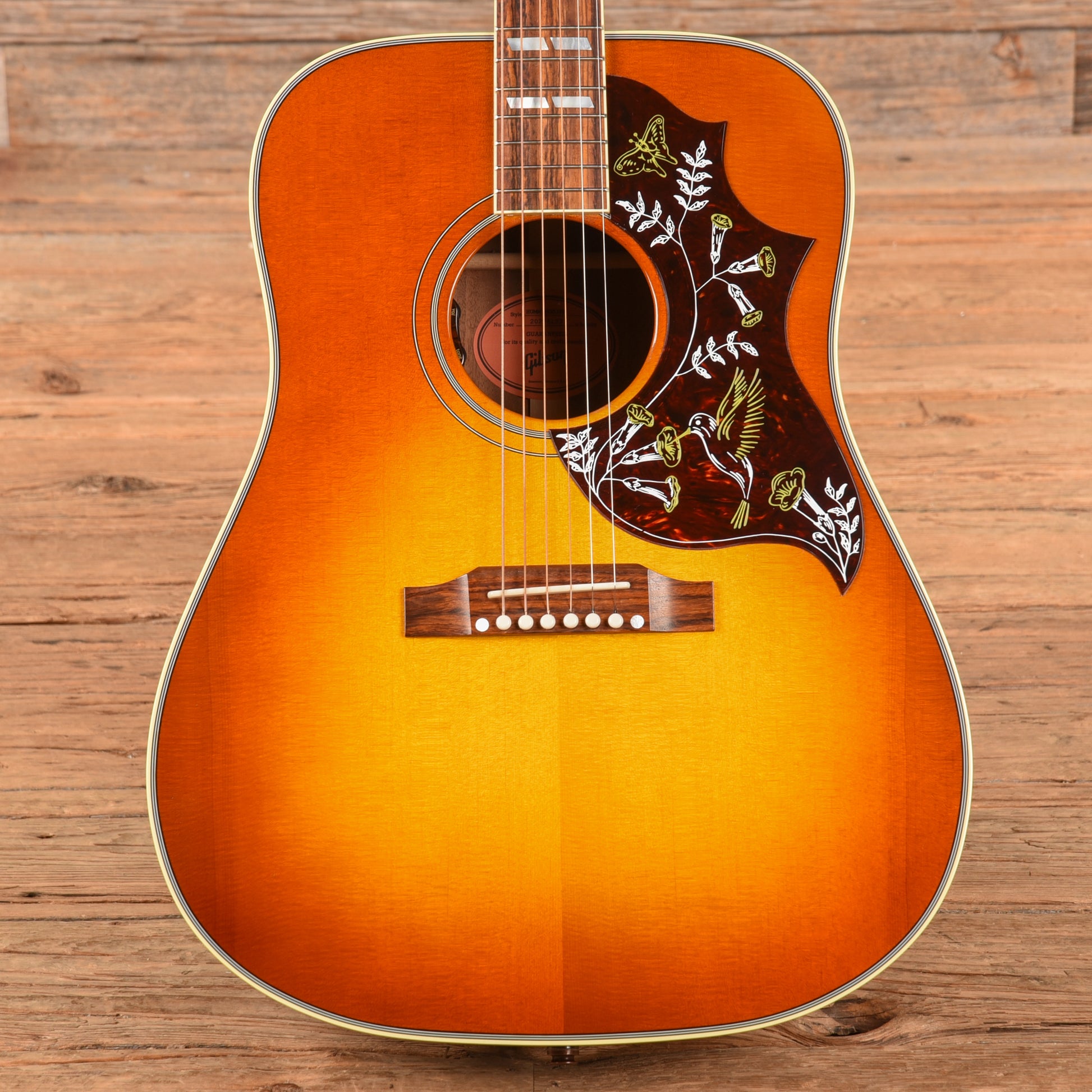 Gibson Original Hummingbird Sunburst Acoustic Guitars