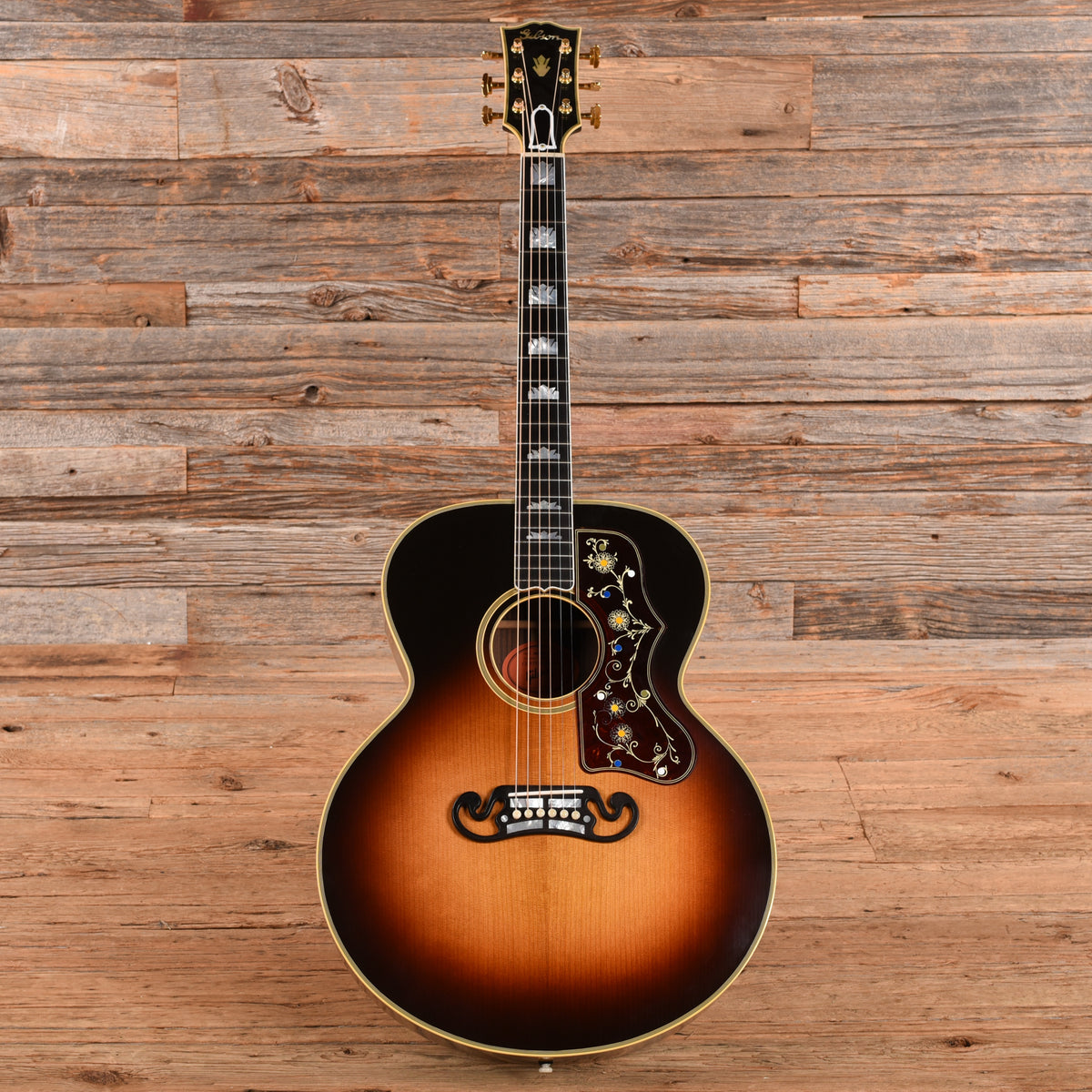 Gibson Pre-War SJ-200 Sunburst 2023 Acoustic Guitars