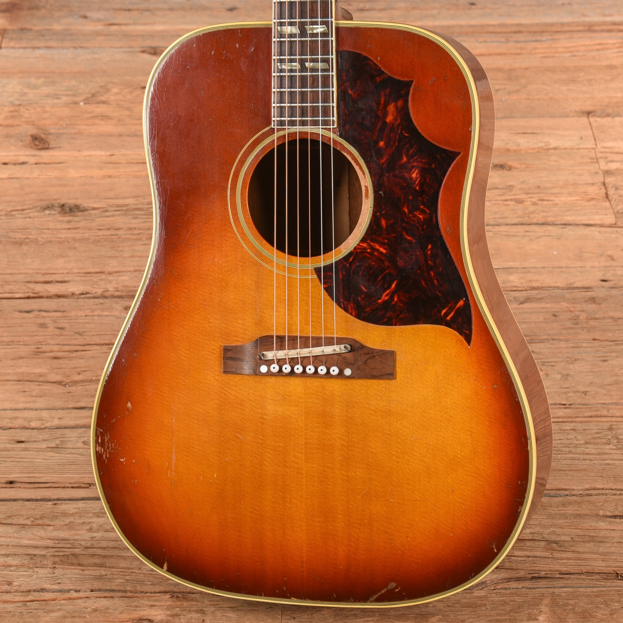 Gibson Southern Jumbo (SJ) Sunburst 1965 Acoustic Guitars