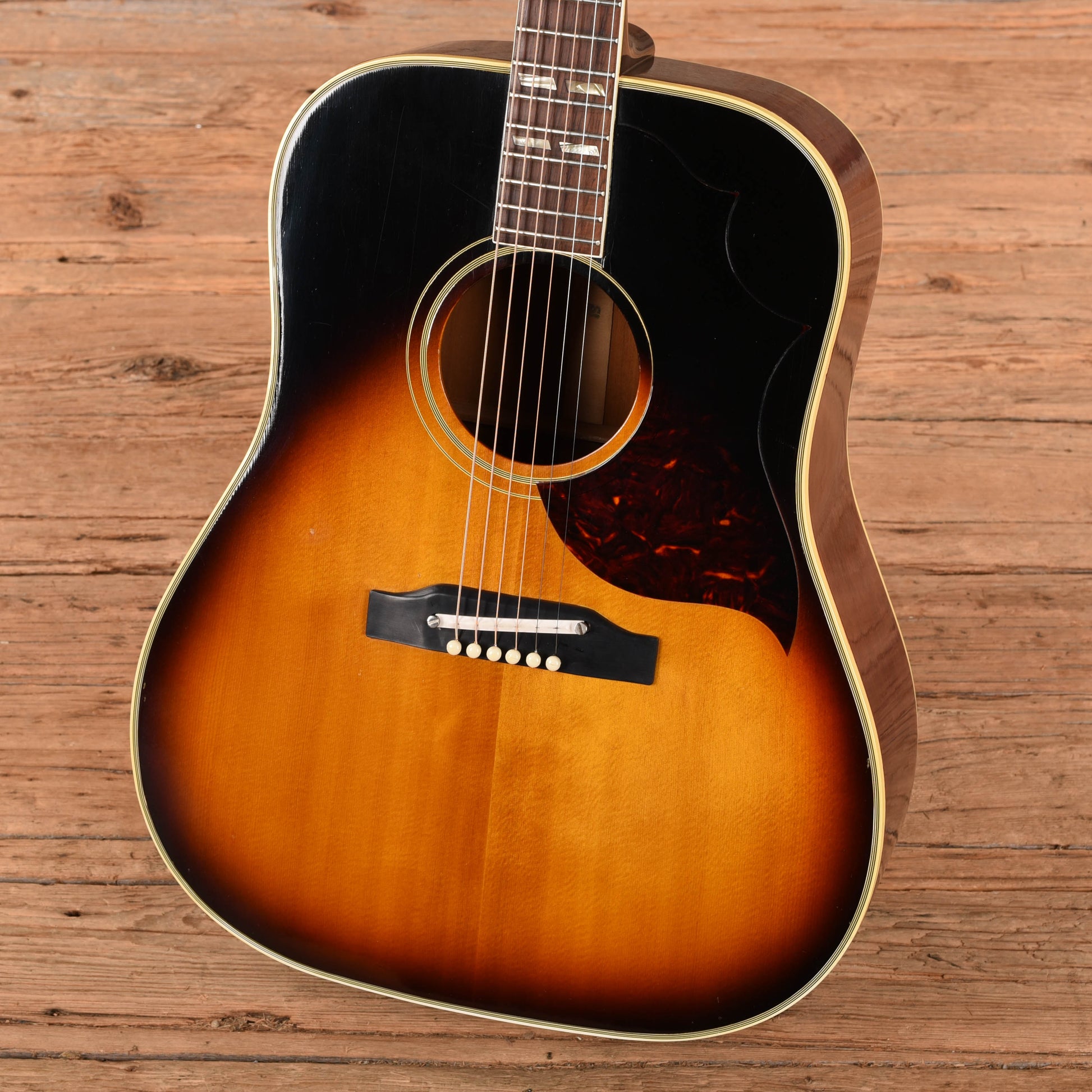 Gibson Southern Jumbo Sunburst 1964 Acoustic Guitars