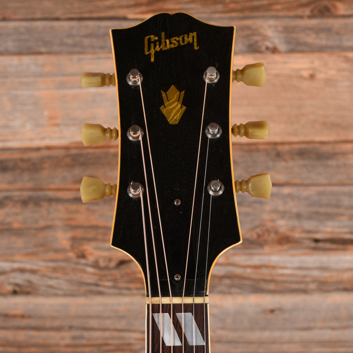 Gibson Super 300 Sunburst 1940s Acoustic Guitars