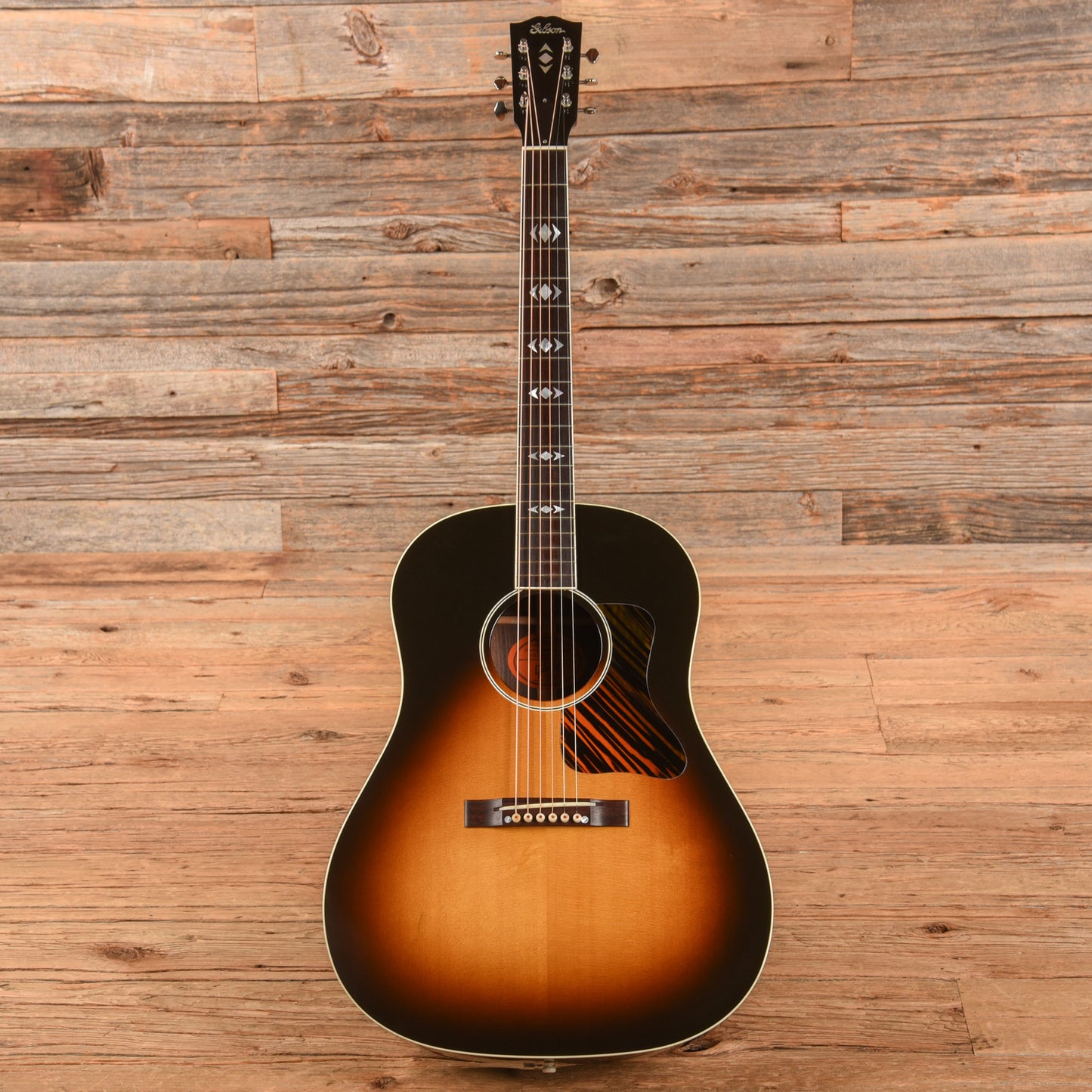 Gibson Advanced Jumbo Sunburst 2008 Acoustic Guitars / Jumbo