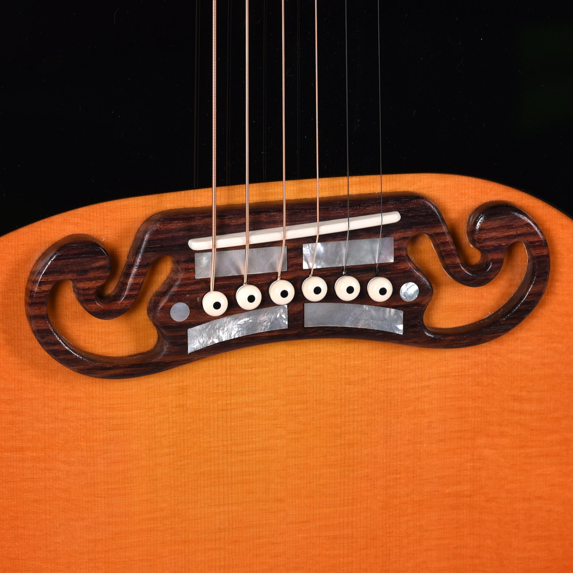 Gibson Custom Shop Limited Edition Johnny Cash SJ-200 Vintage Cherry Sunburst Acoustic Guitars / Jumbo