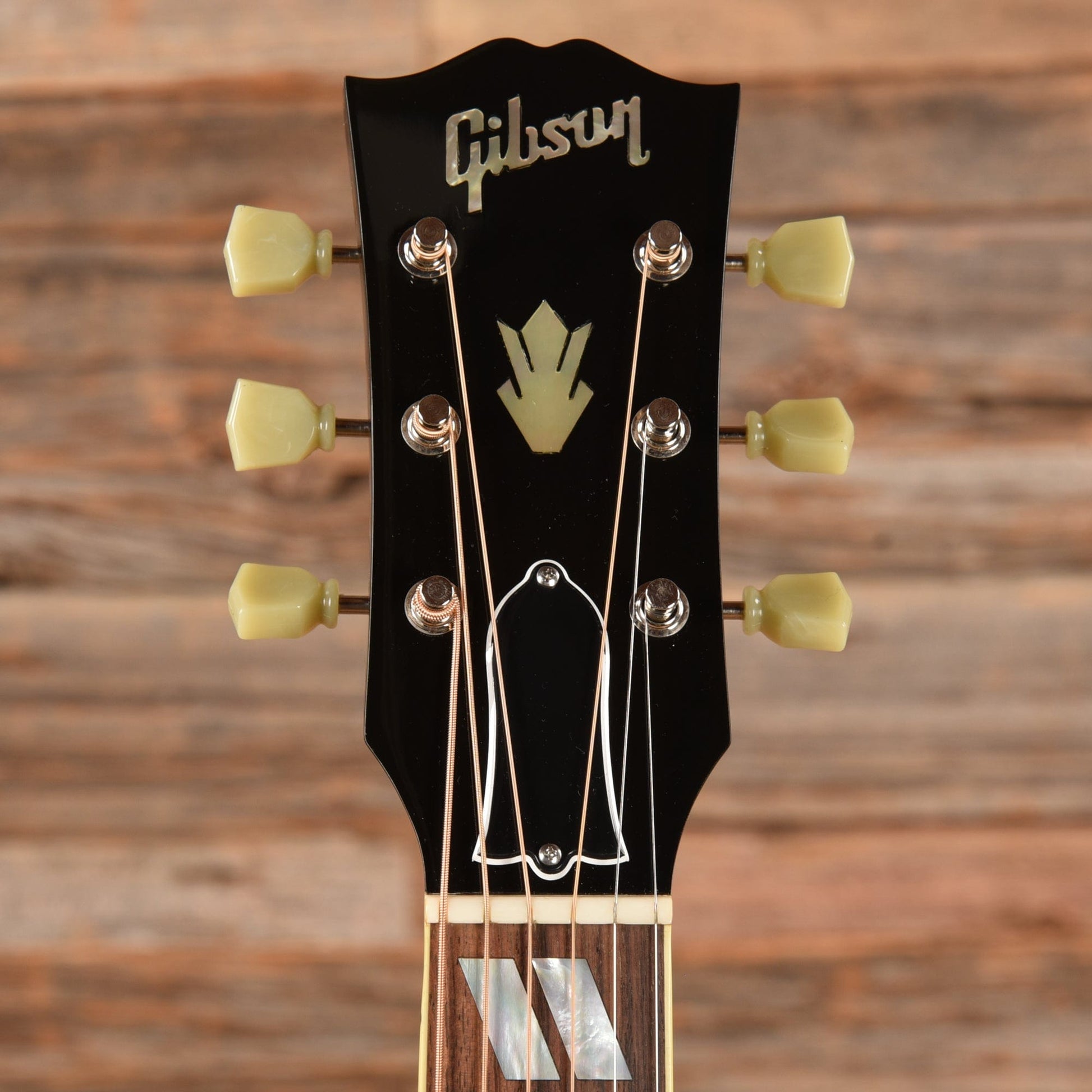 Gibson J-185 Sunburst 2020 Acoustic Guitars / Jumbo