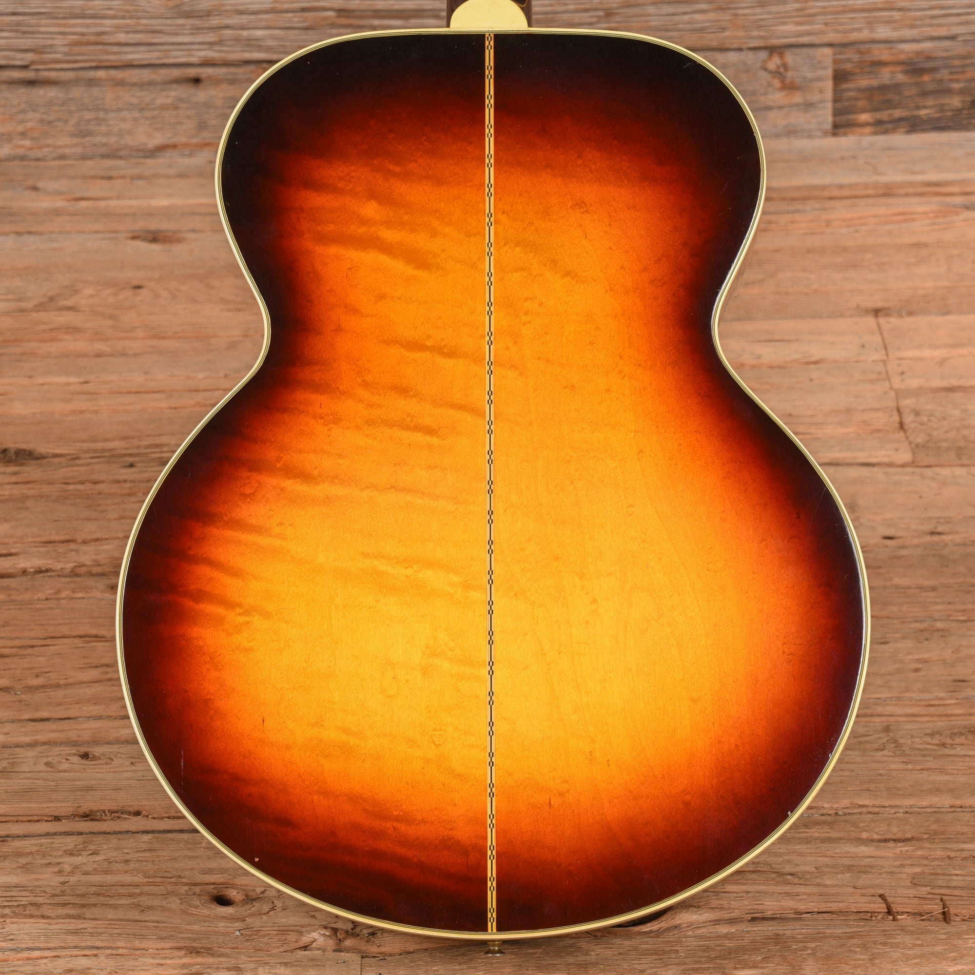 Gibson J-200 Sunburst 1965 Acoustic Guitars / Jumbo