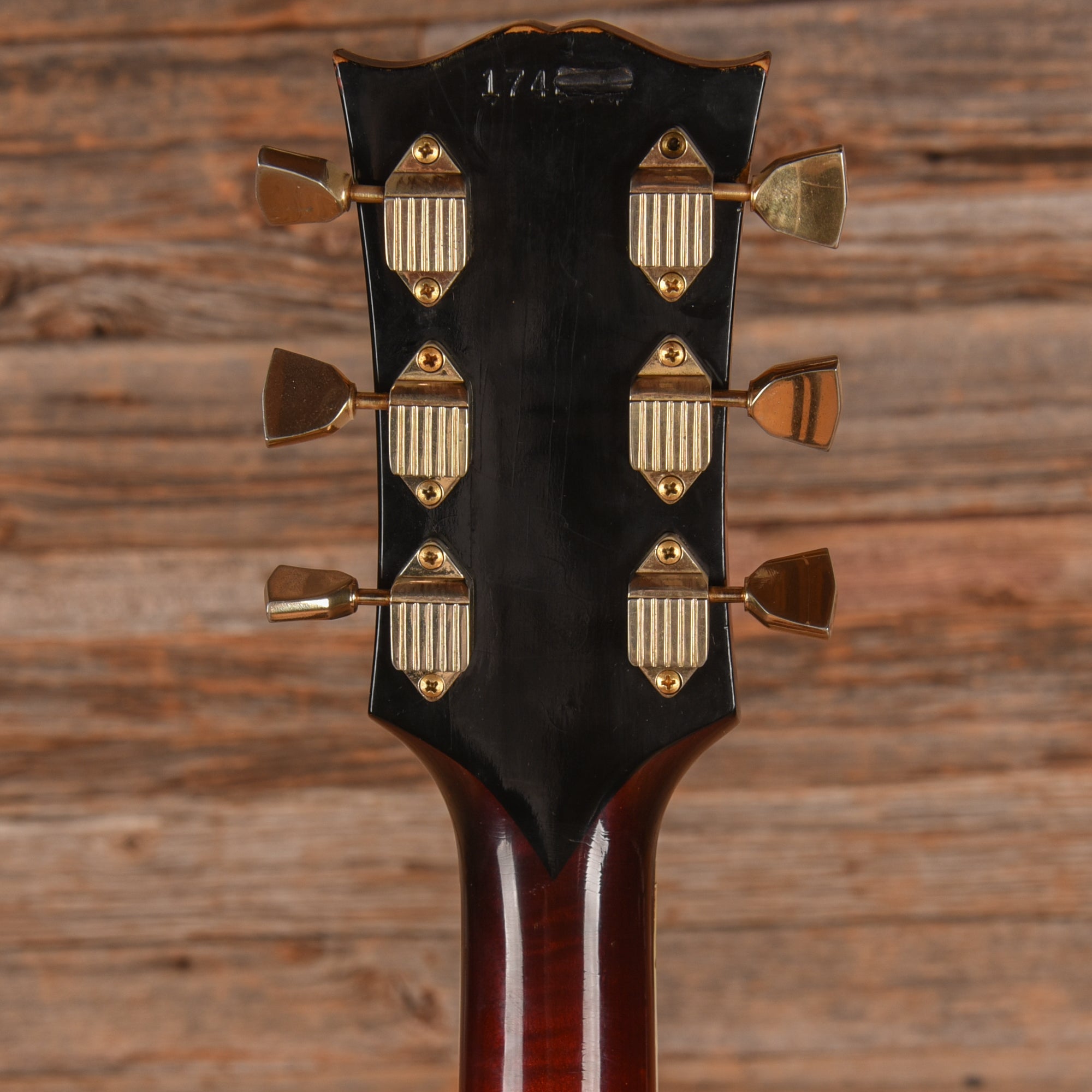 Gibson J-200 Sunburst 1965 Acoustic Guitars / Jumbo