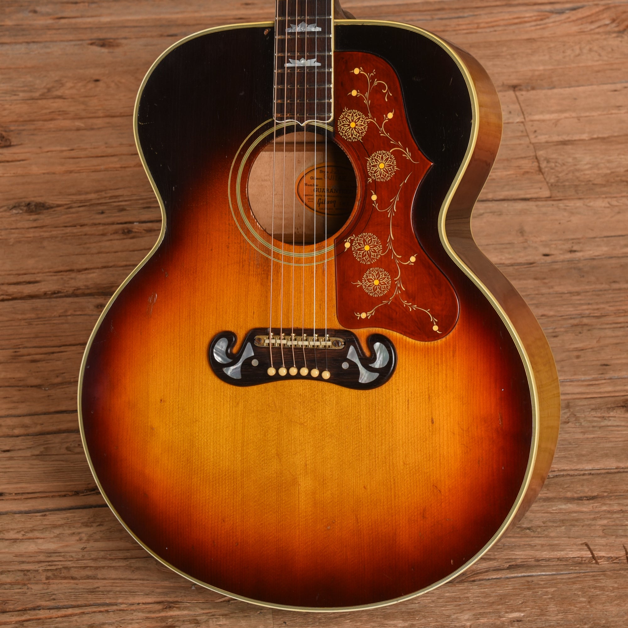 Gibson J-200 Sunburst 1965 Acoustic Guitars / Jumbo