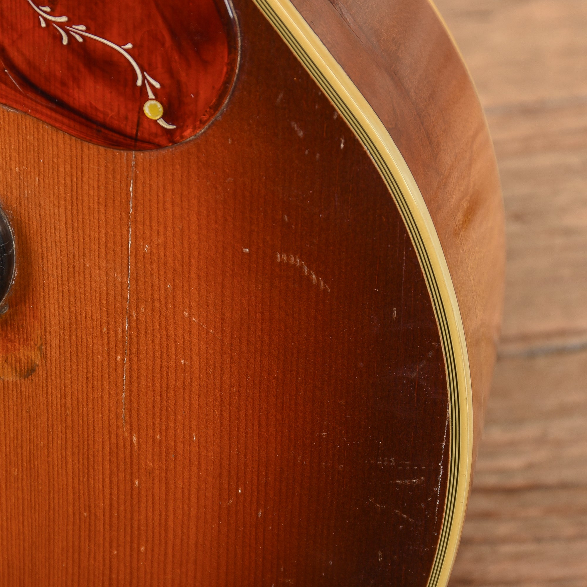 Gibson J-200 Sunburst 1974 Acoustic Guitars / Jumbo